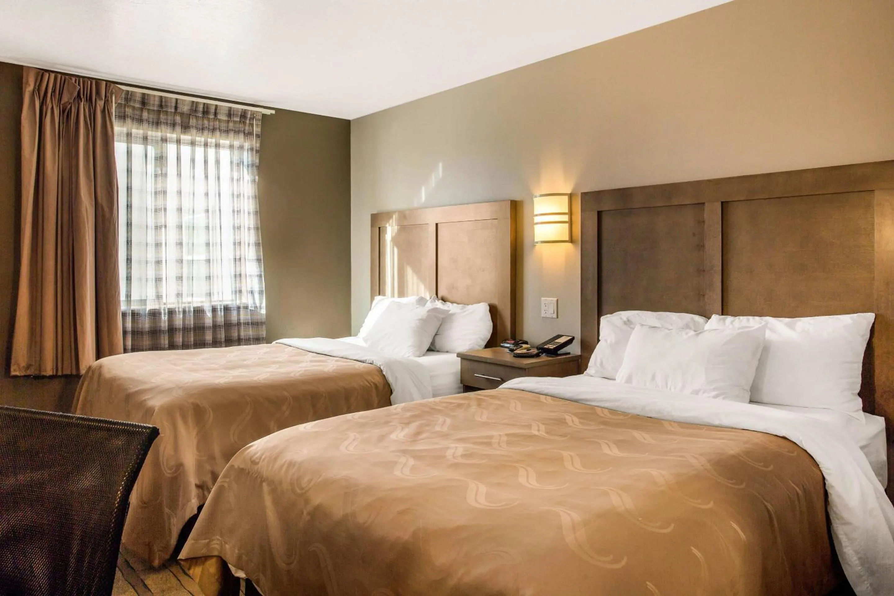 Bedroom, Bed in Quality Inn Moriarty