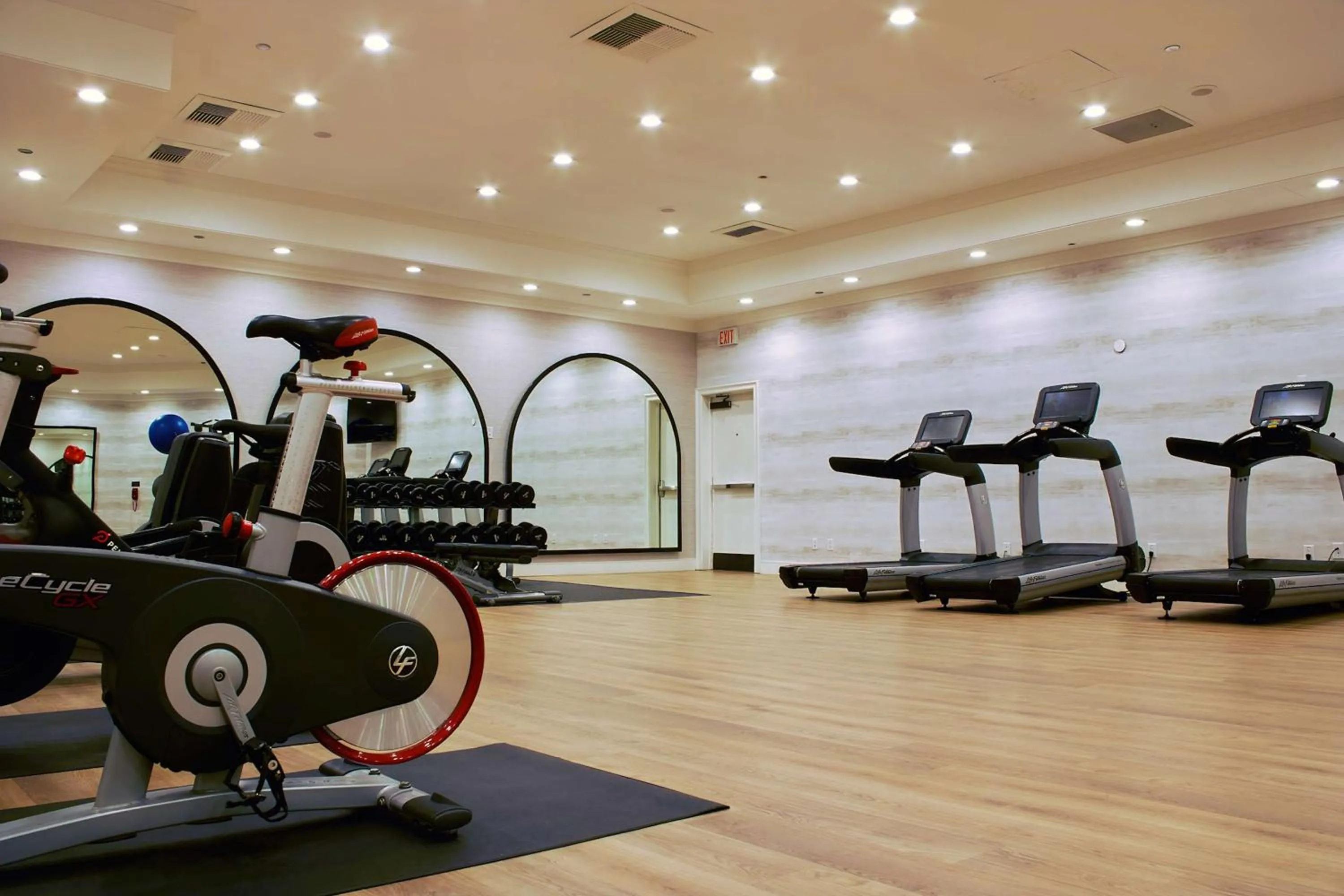 Fitness centre/facilities in Hilton San Diego/Del Mar