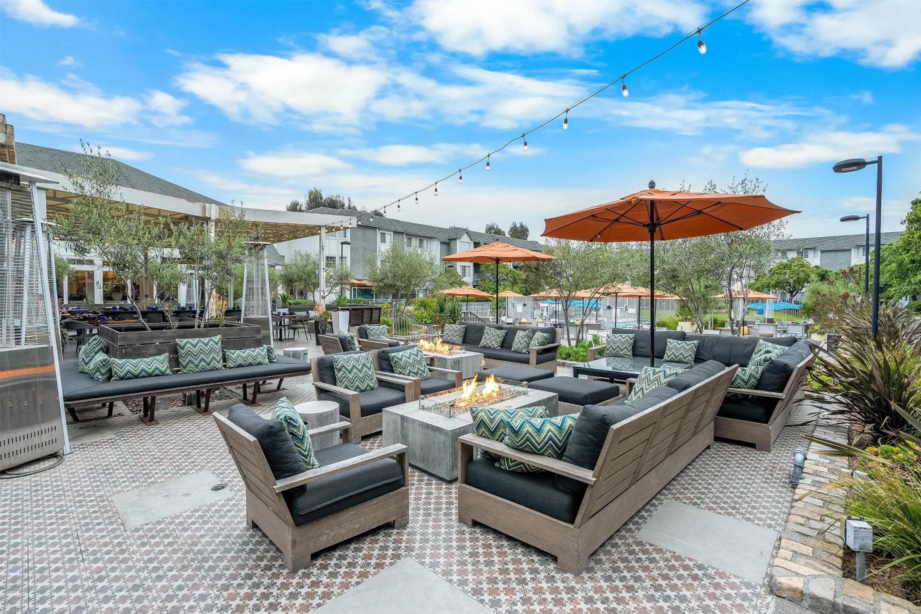Inner courtyard view in Hilton San Diego/Del Mar