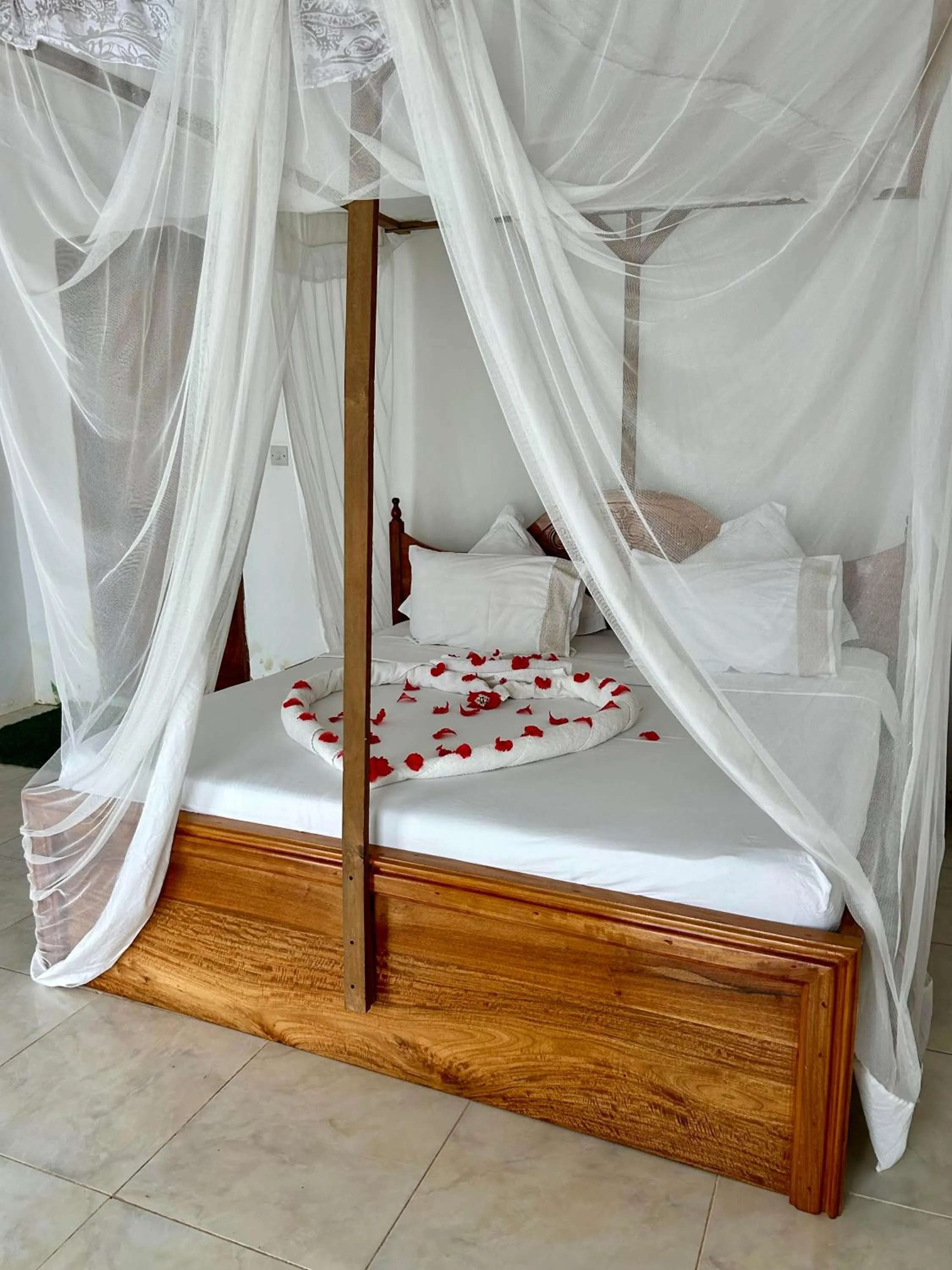 Bed in Shamba Lodge