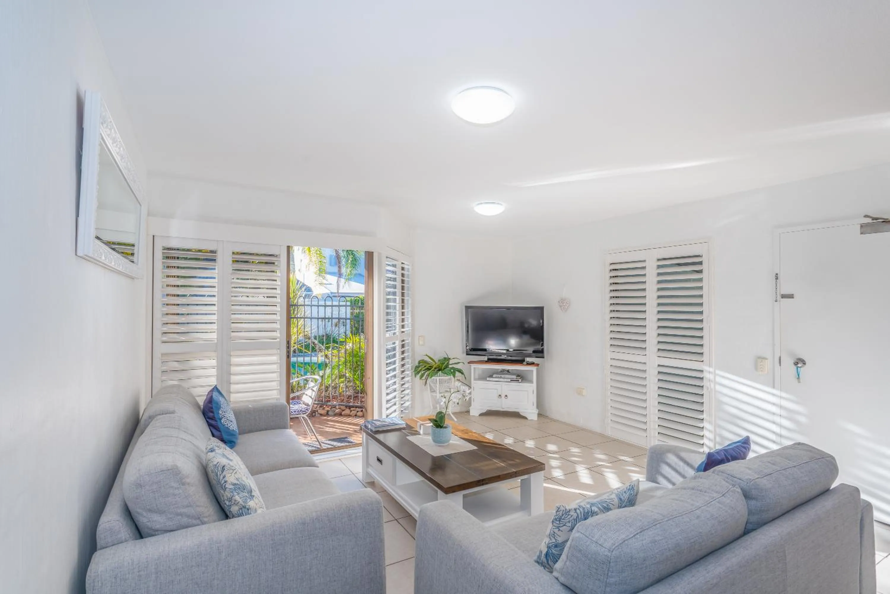 Living room in Noosa Boutique Apartments & Elkhorn Villas