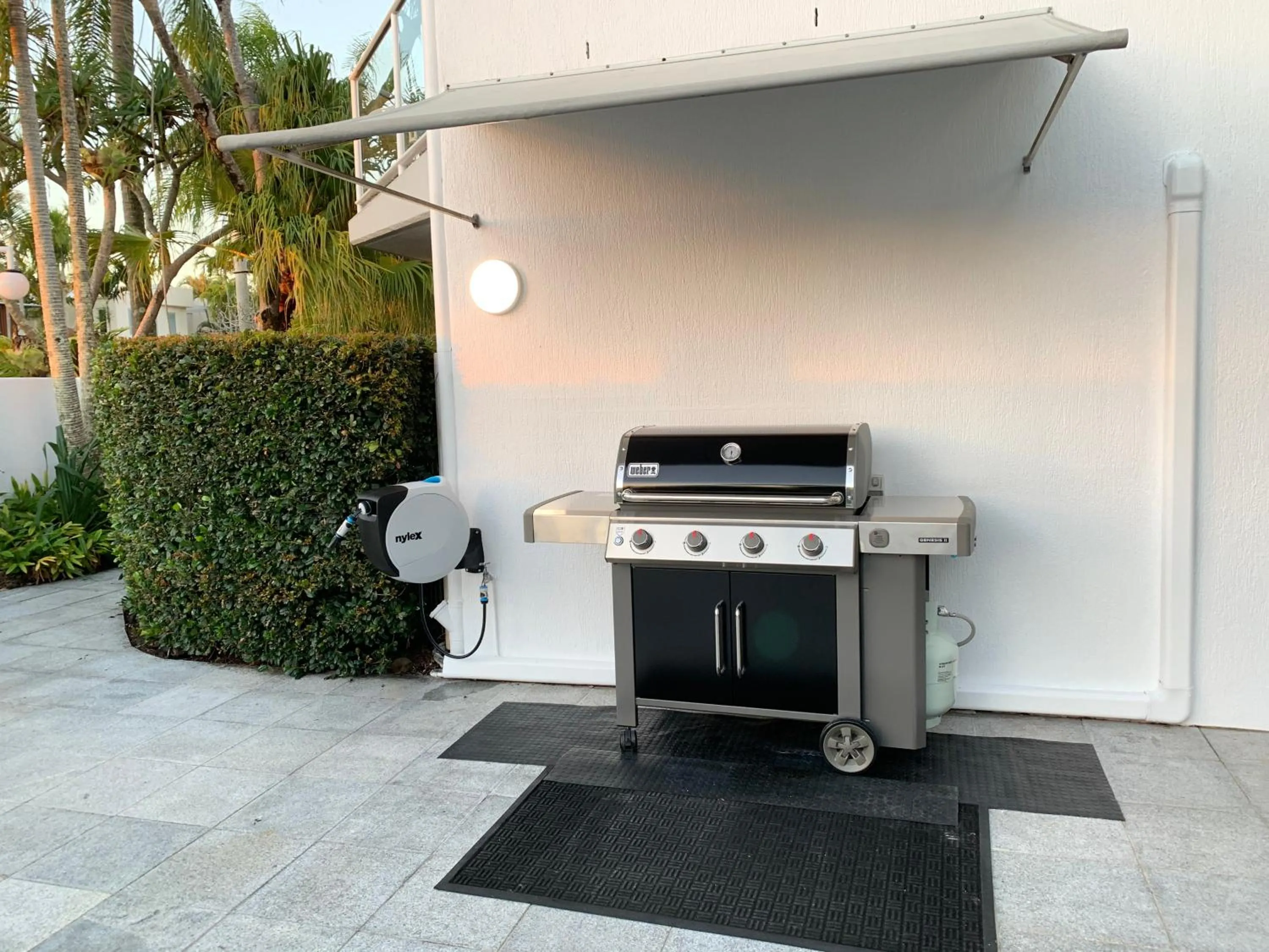 BBQ facilities in Noosa Boutique Apartments & Elkhorn Villas
