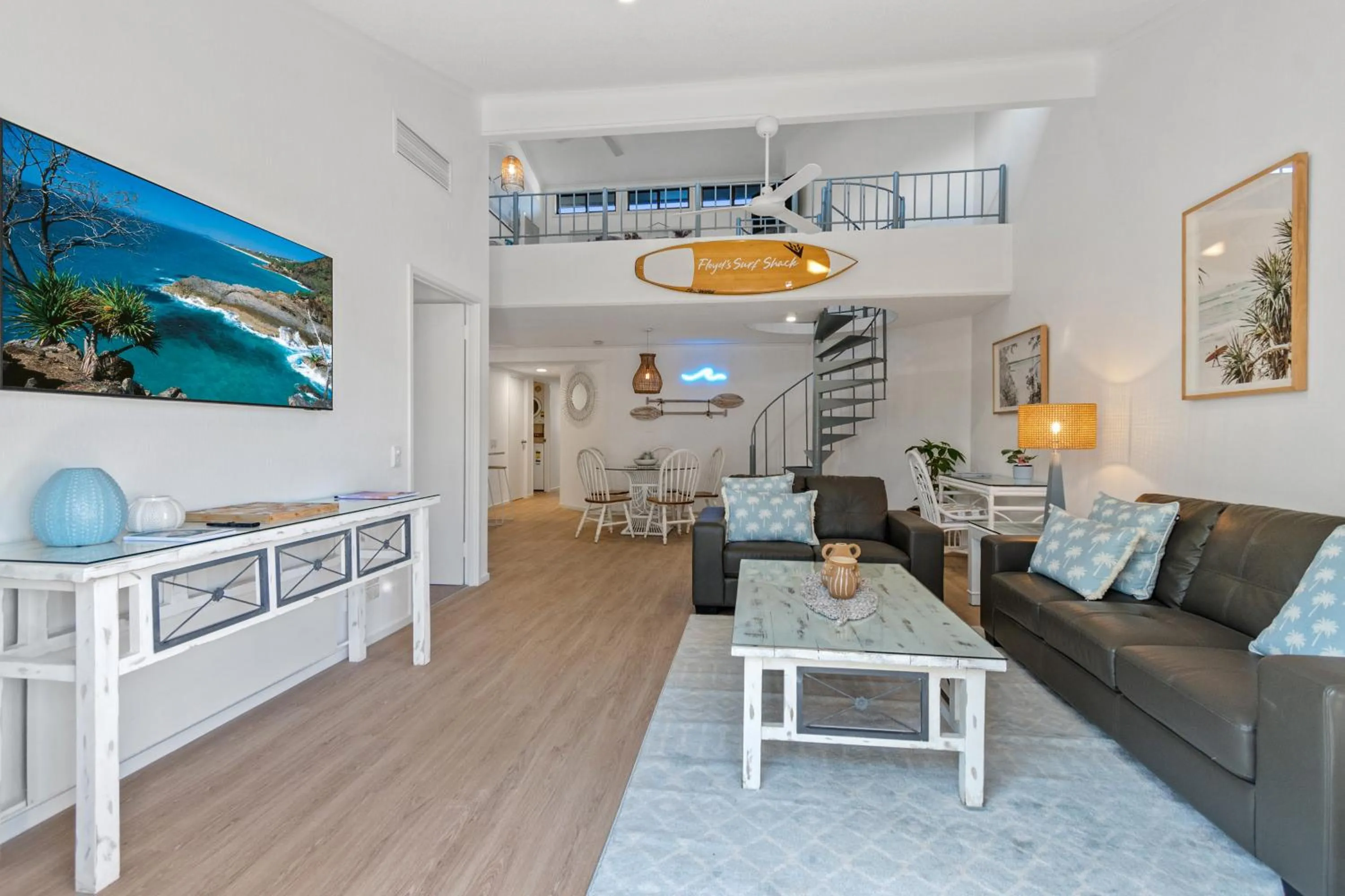 Living room in Noosa Boutique Apartments & Elkhorn Villas