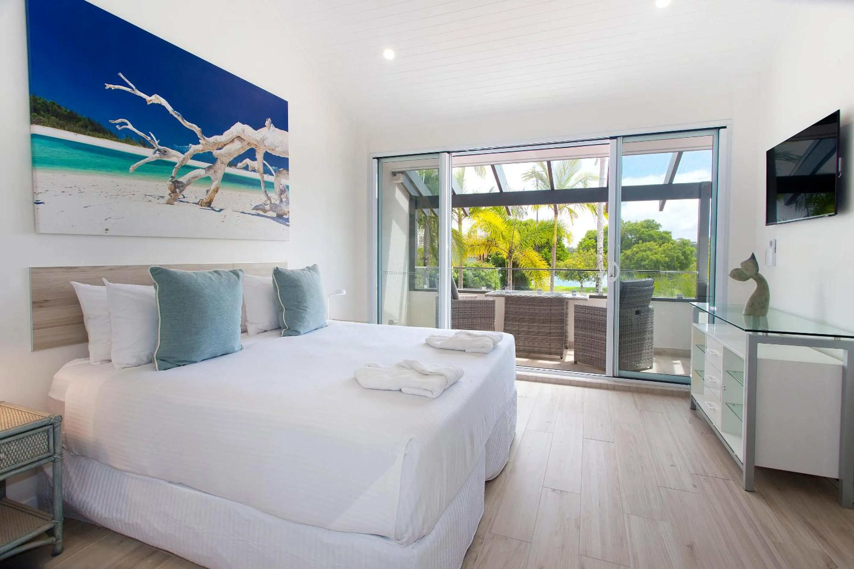 Bedroom, Bed in Noosa Boutique Apartments & Elkhorn Villas