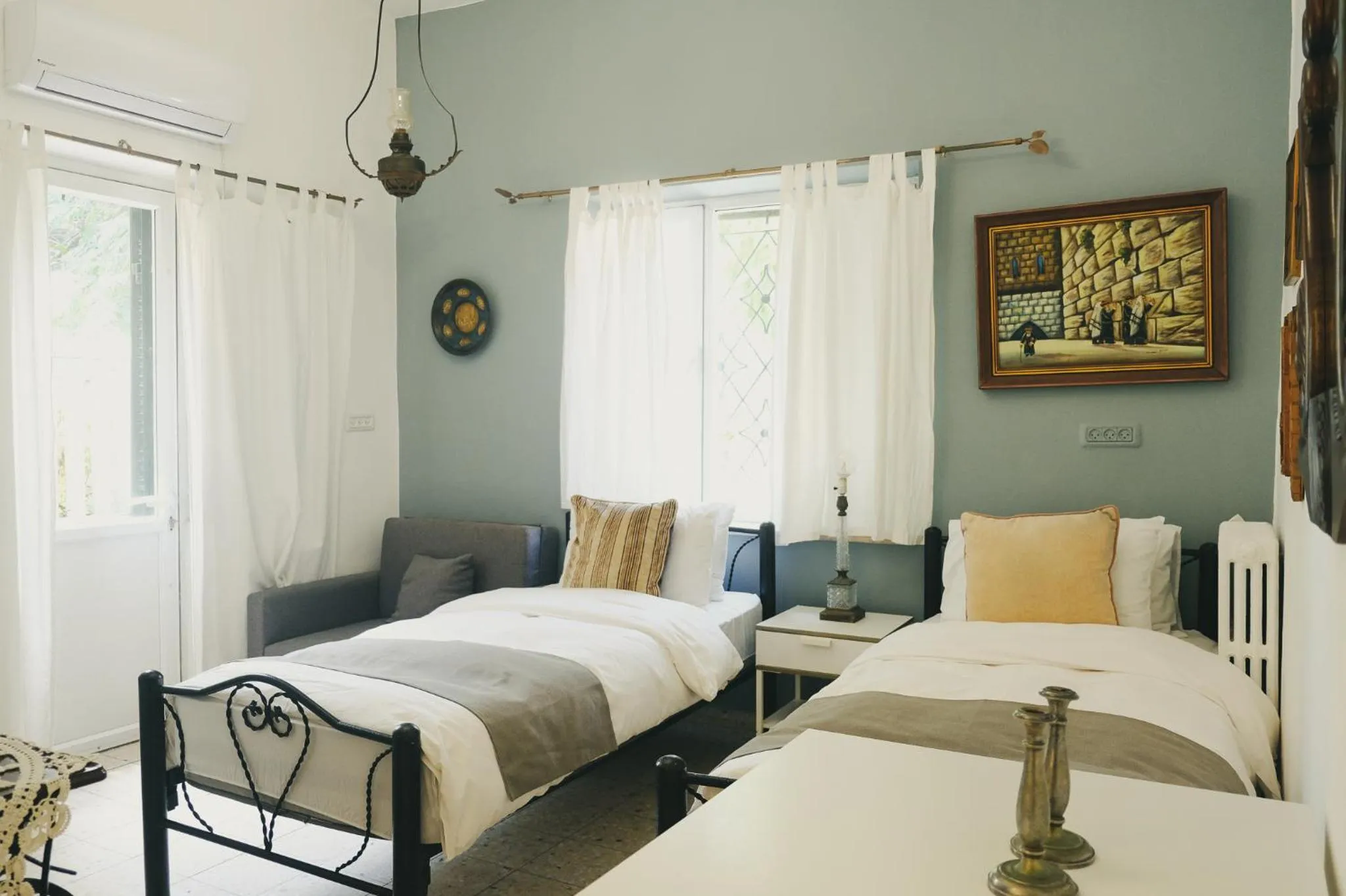 Bedroom, Bed in Tzefania Hotel