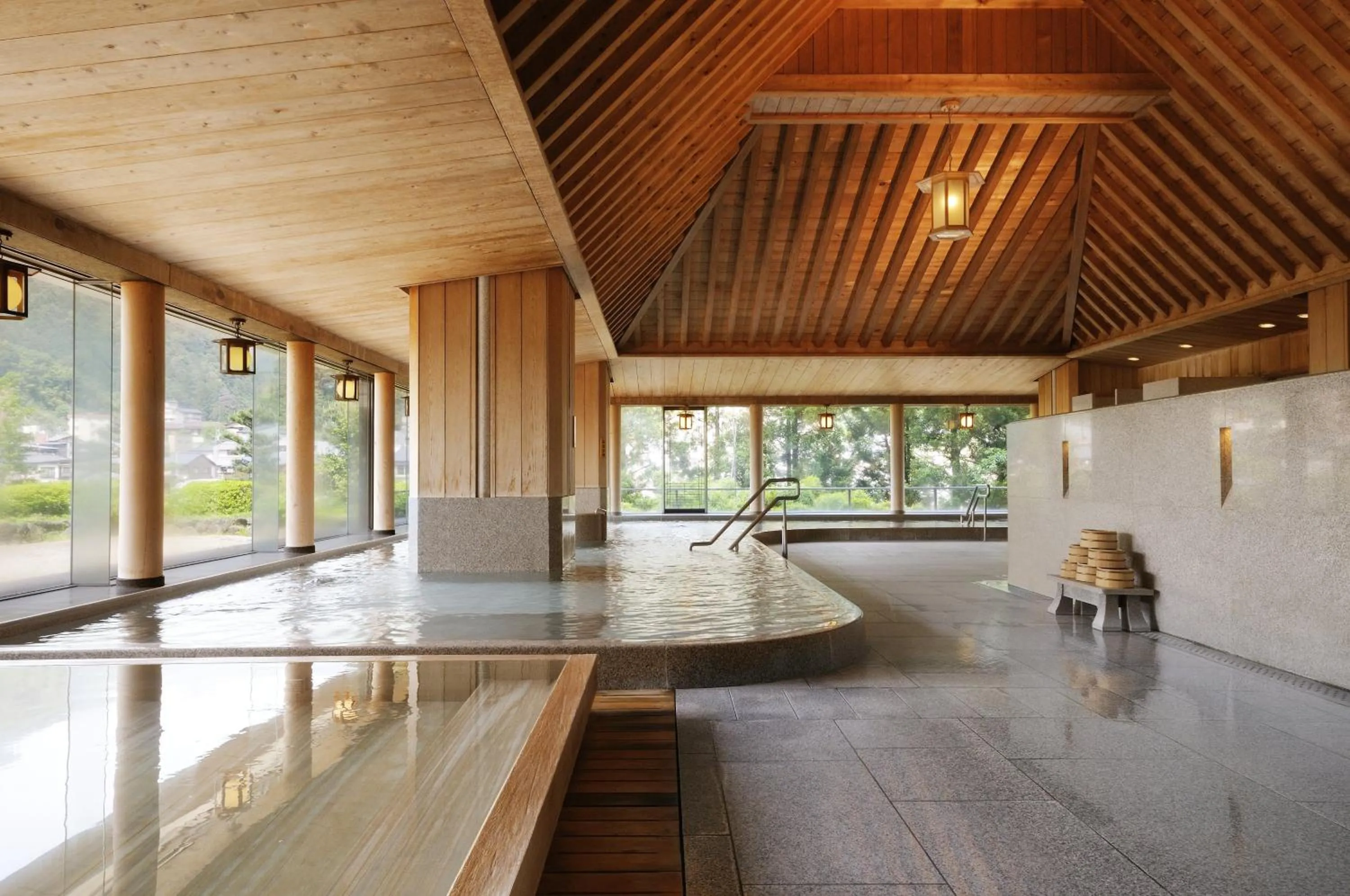 Hot Spring Bath in Suimeikan