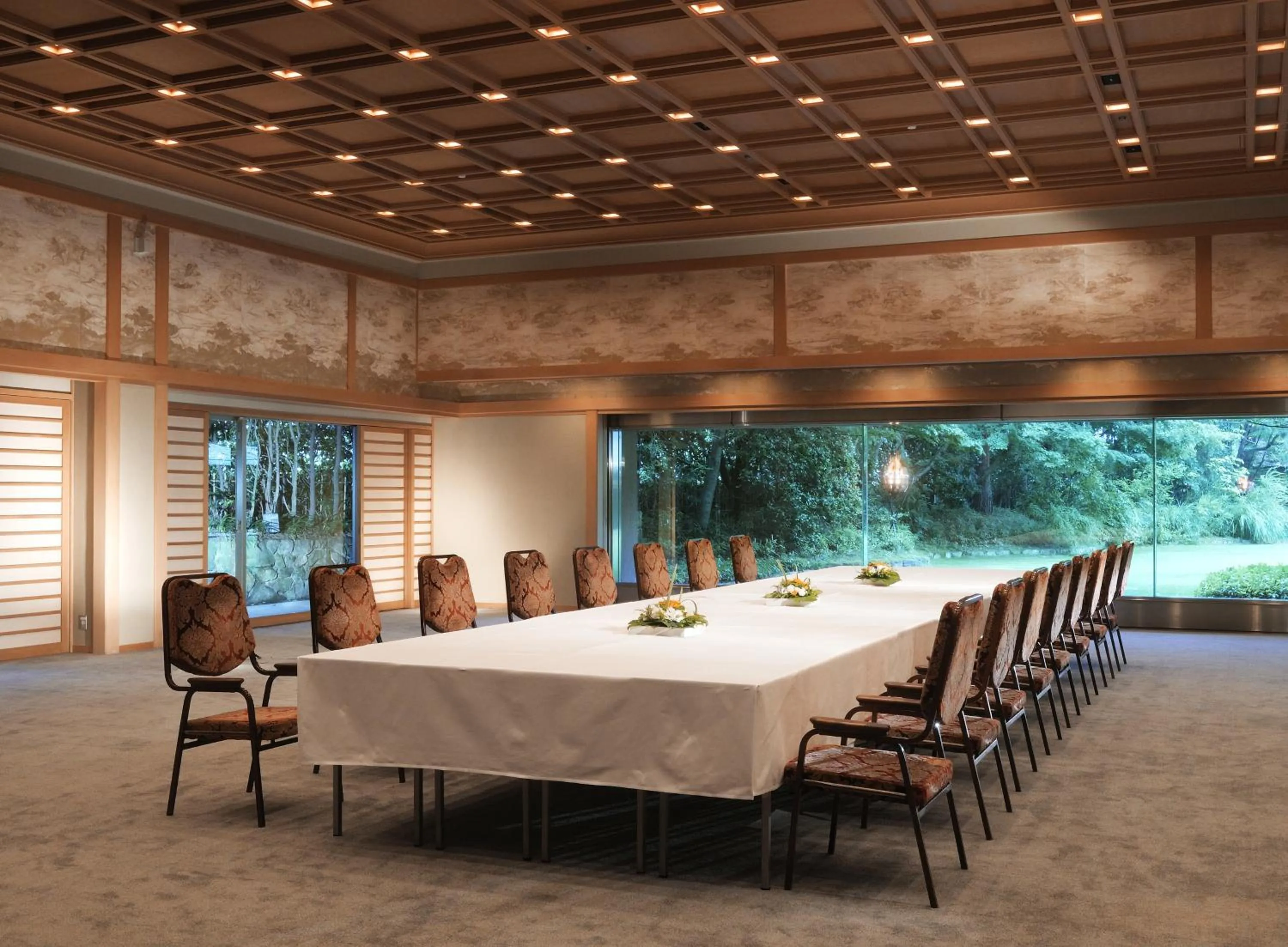 Business facilities in Suimeikan