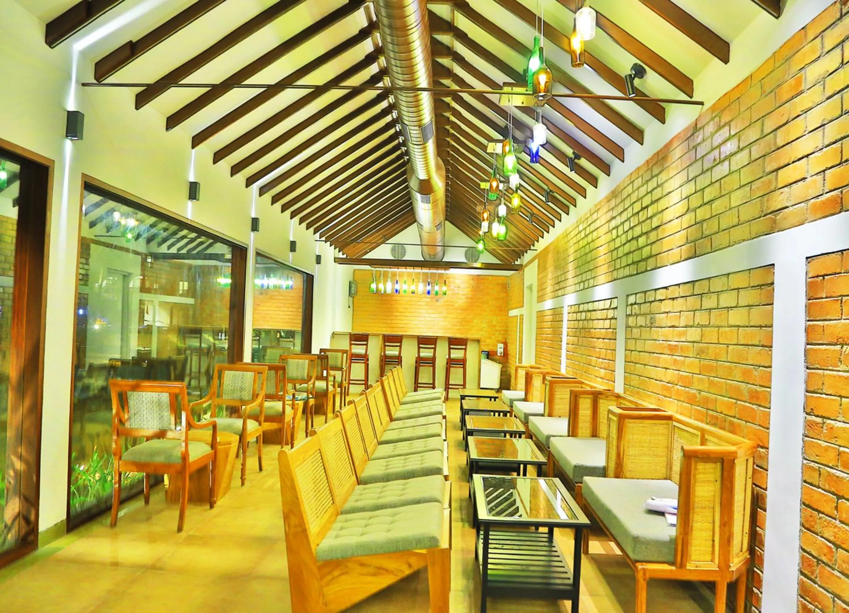 Lounge or bar in Estuary Sarovar Premiere Poovar Island