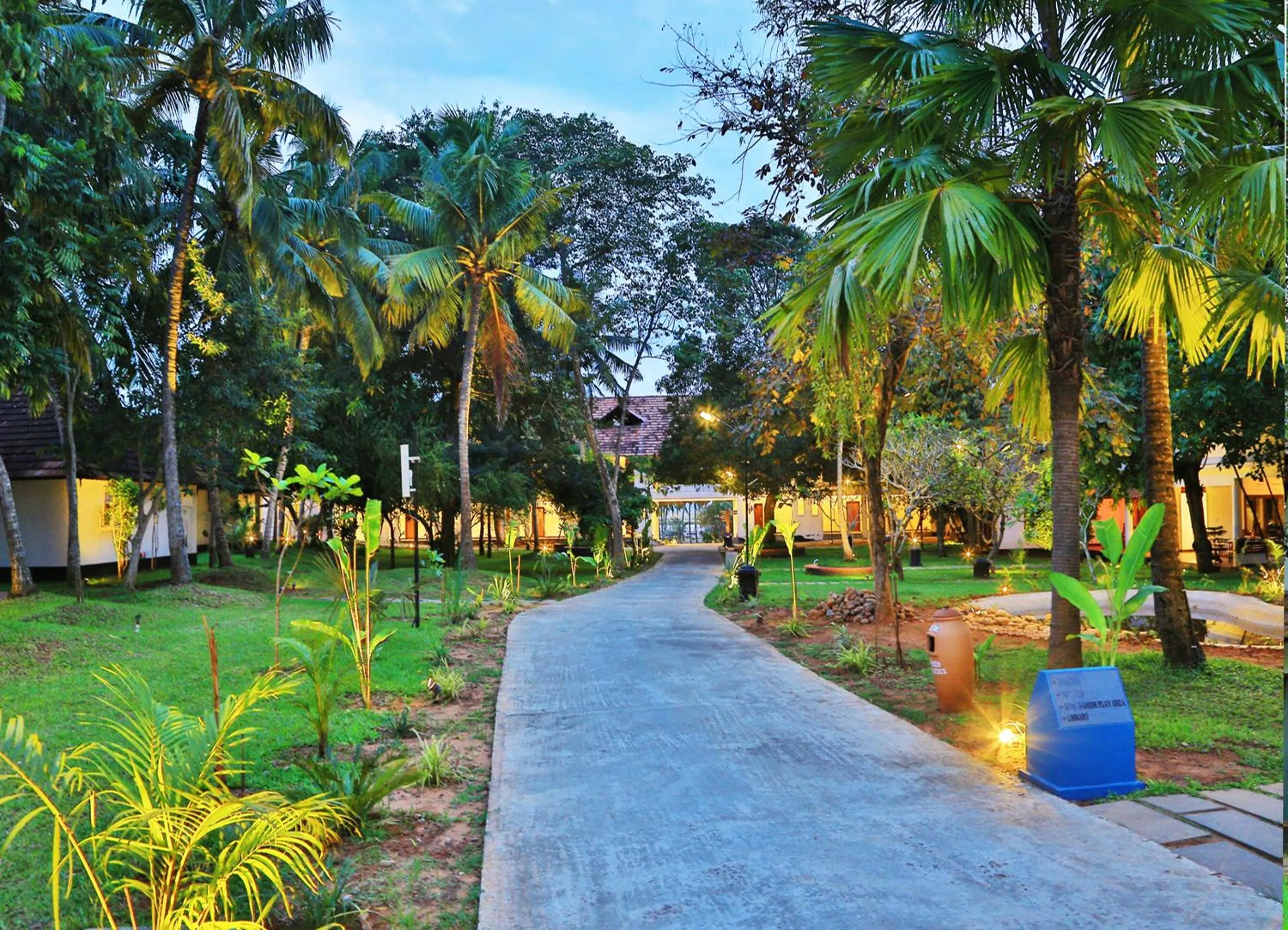 Garden in Estuary Sarovar Premiere Poovar Island