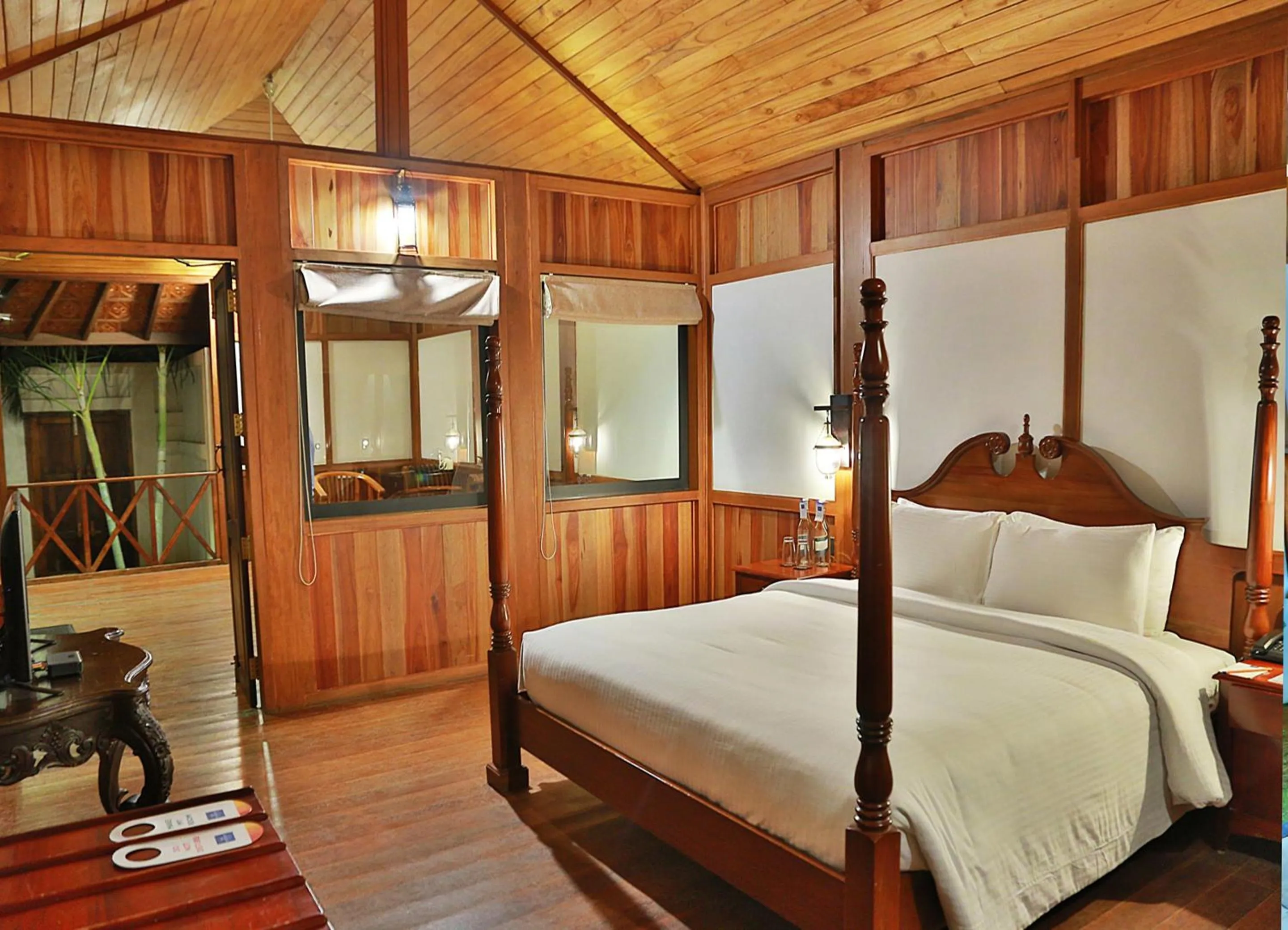 Photo of the whole room, Bed in Estuary Sarovar Premiere Poovar Island