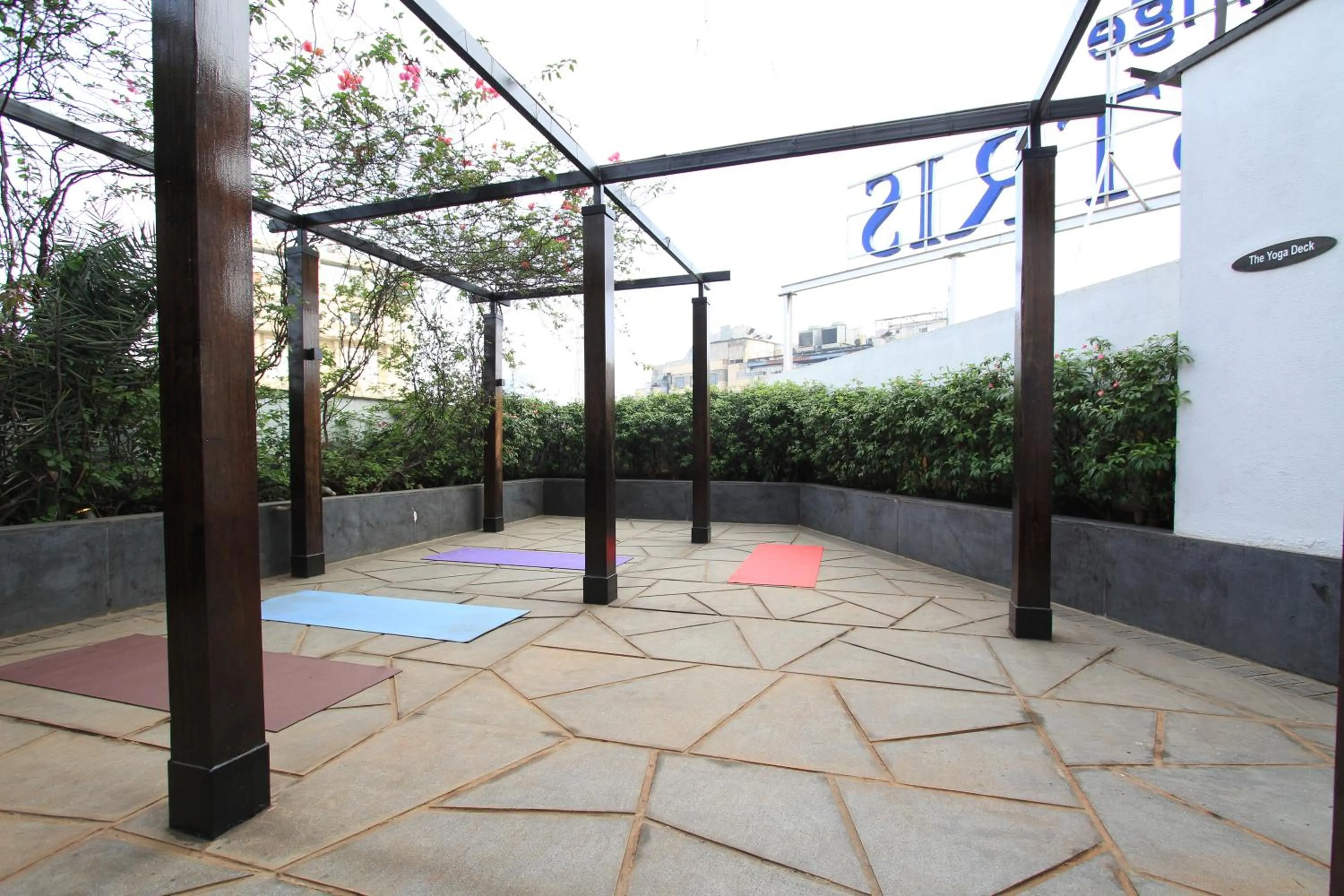 Other in Melange Astris