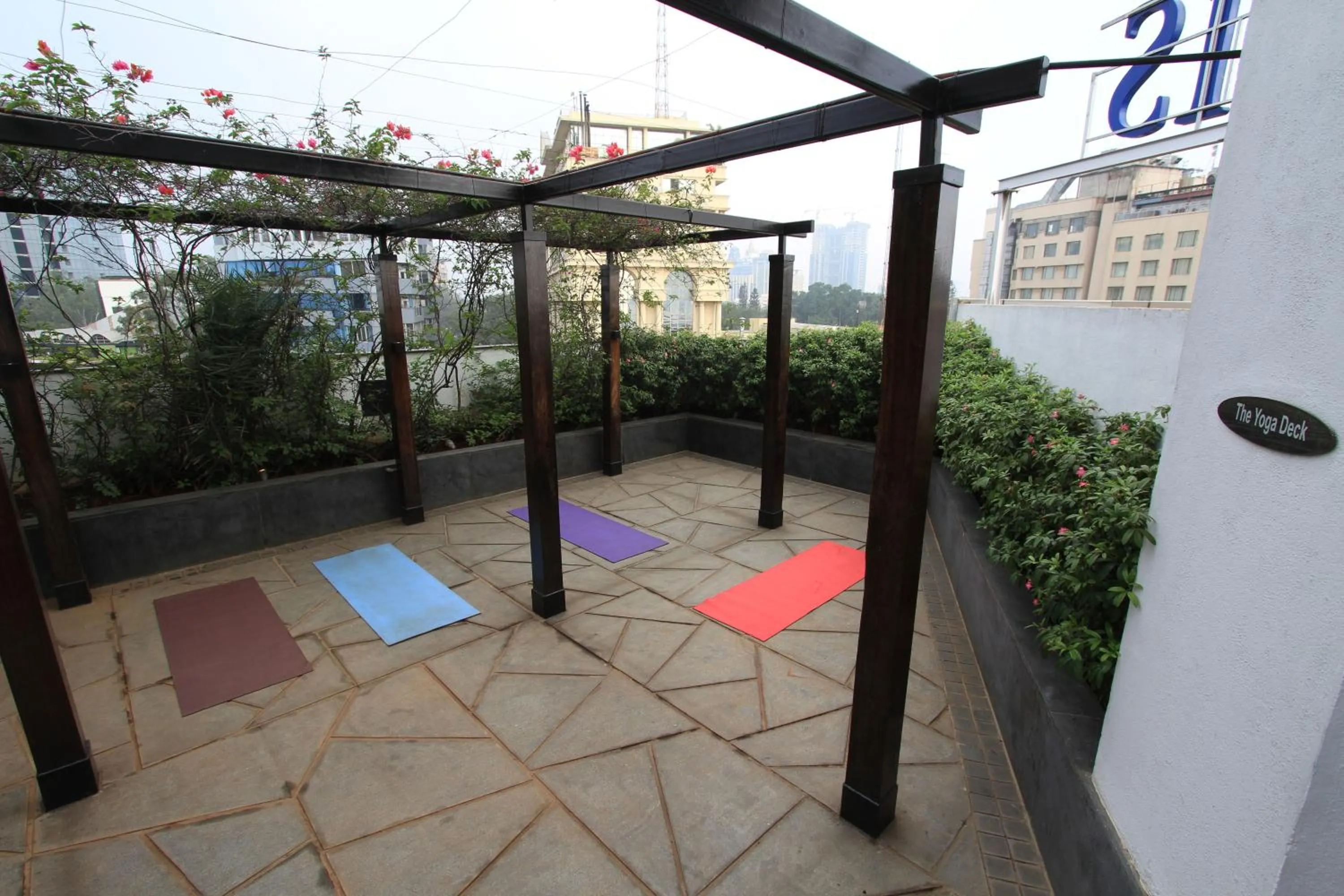 Other in Melange Astris