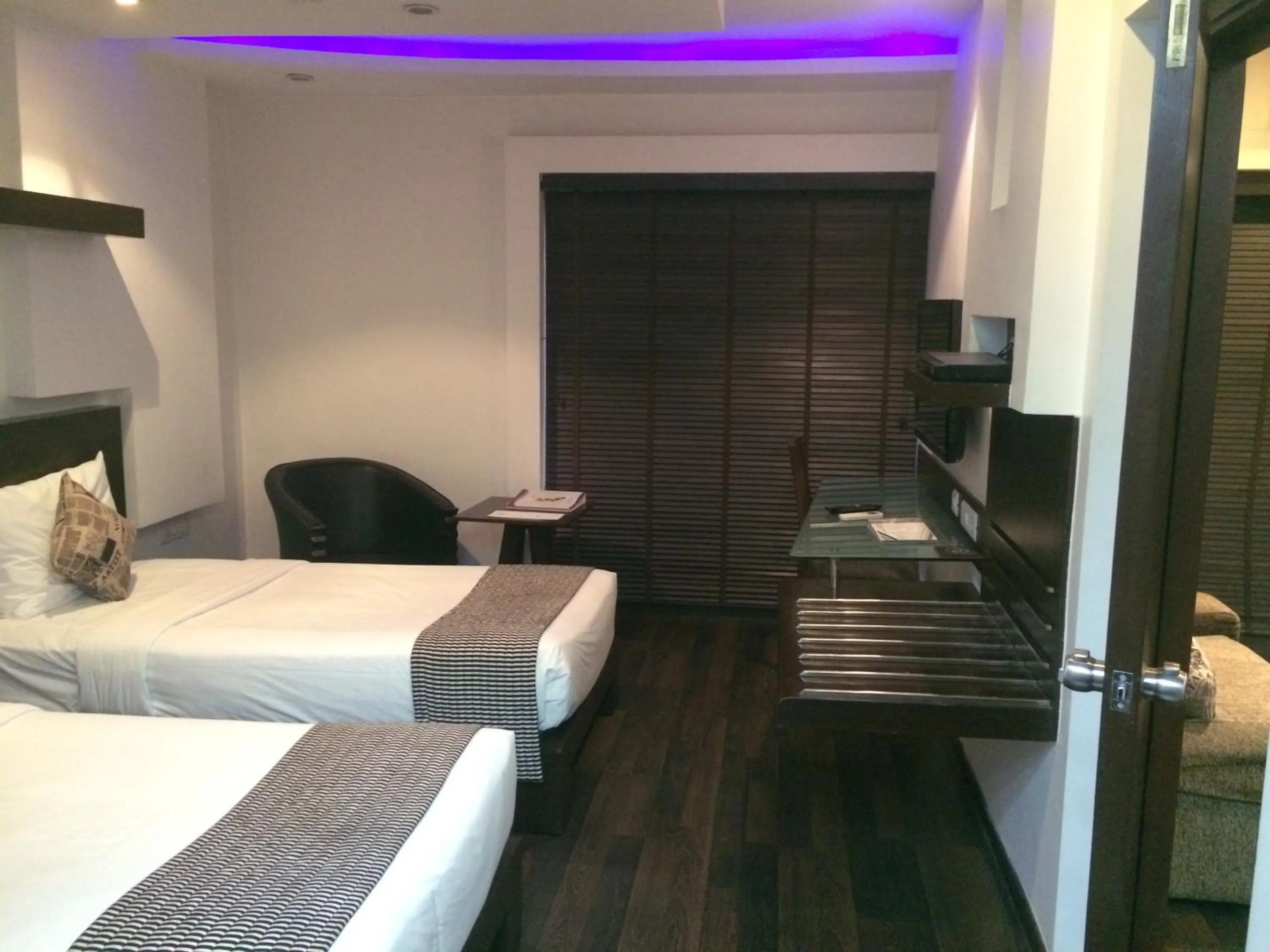 Bedroom, Bed in Melange Astris