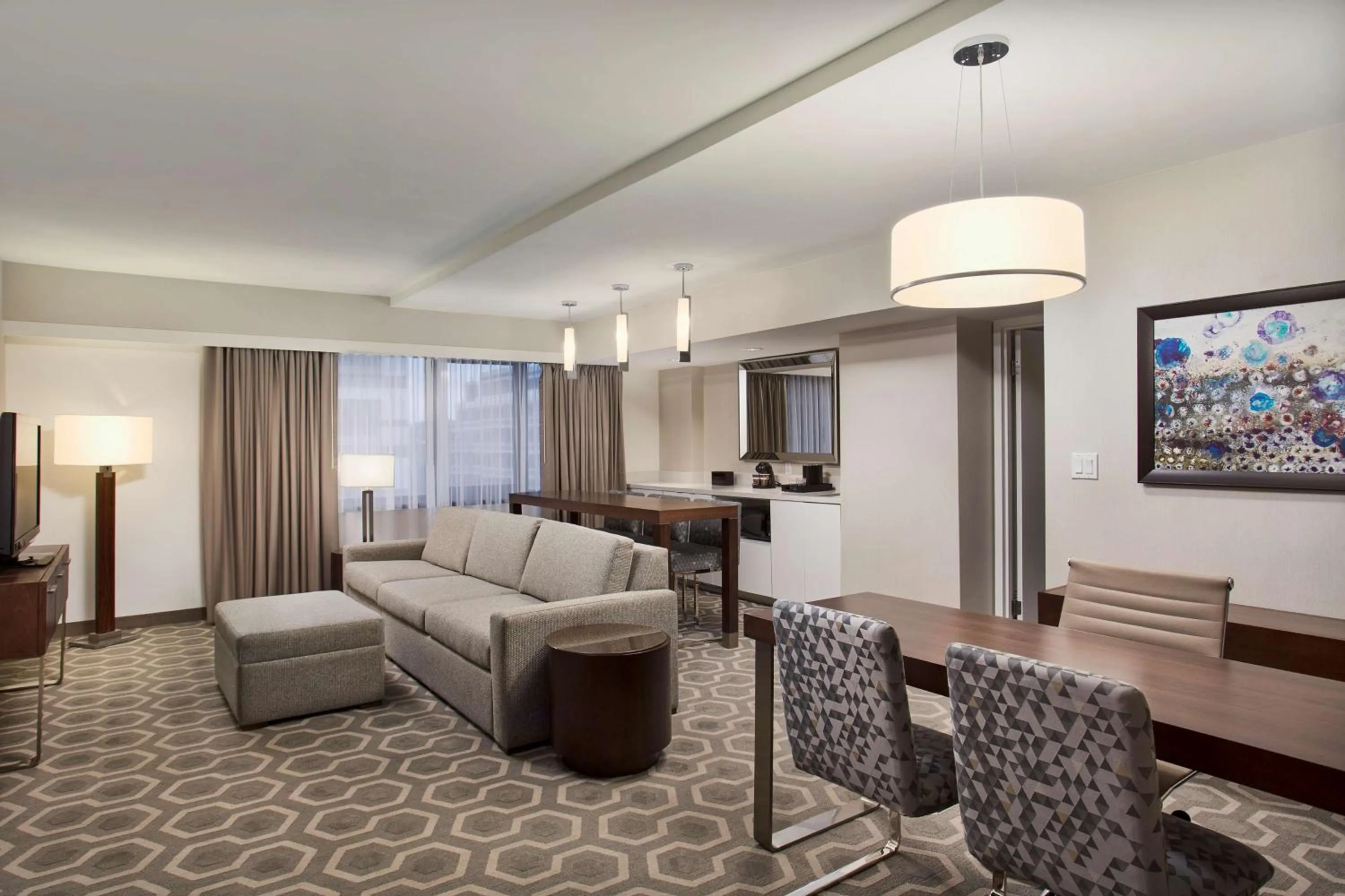 Living room in Embassy Suites by Hilton Washington D.C. Georgetown