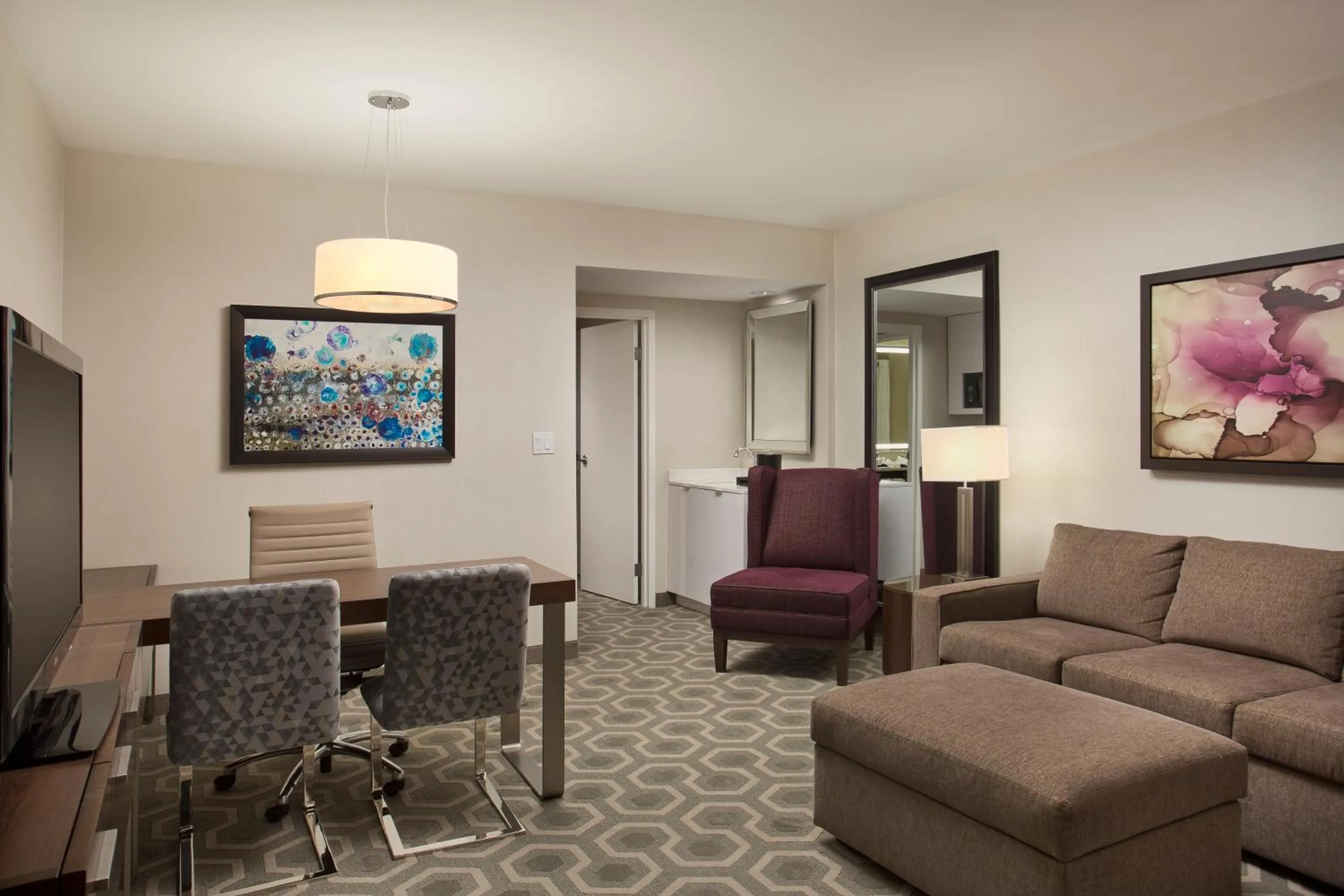Living room in Embassy Suites by Hilton Washington D.C. Georgetown