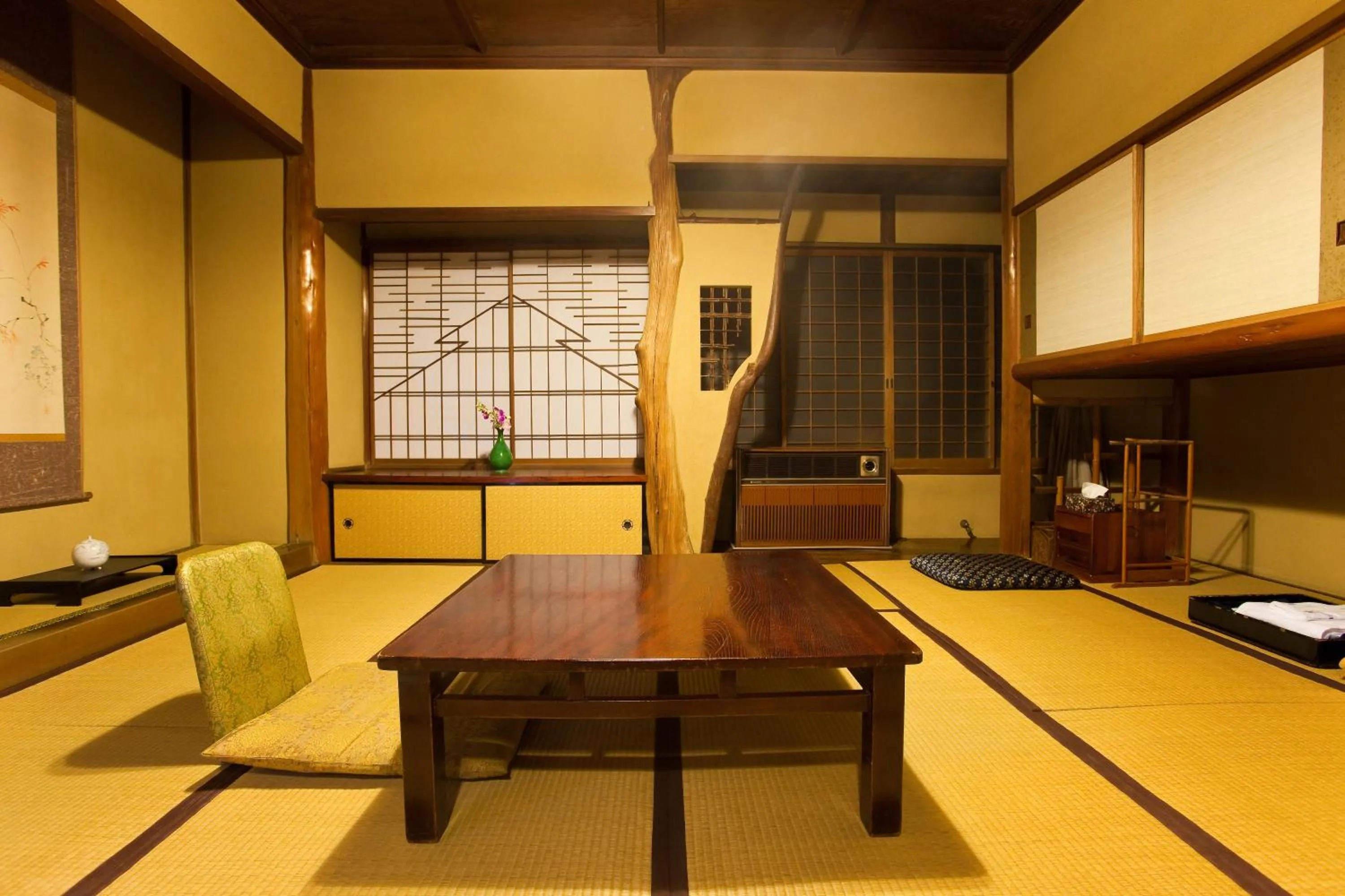 Seating area in Fukuzumiro
