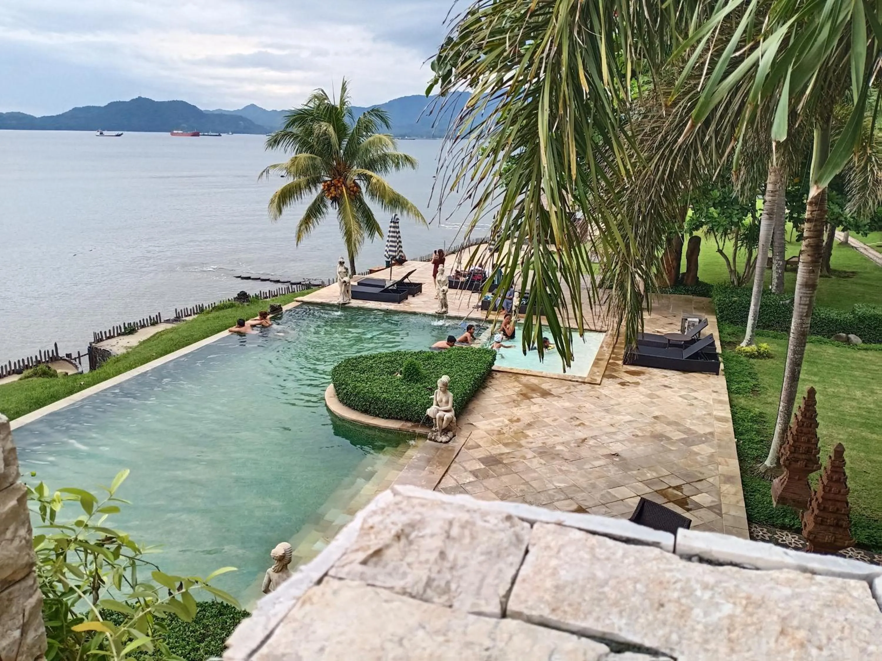 Sea Breeze Candidasa