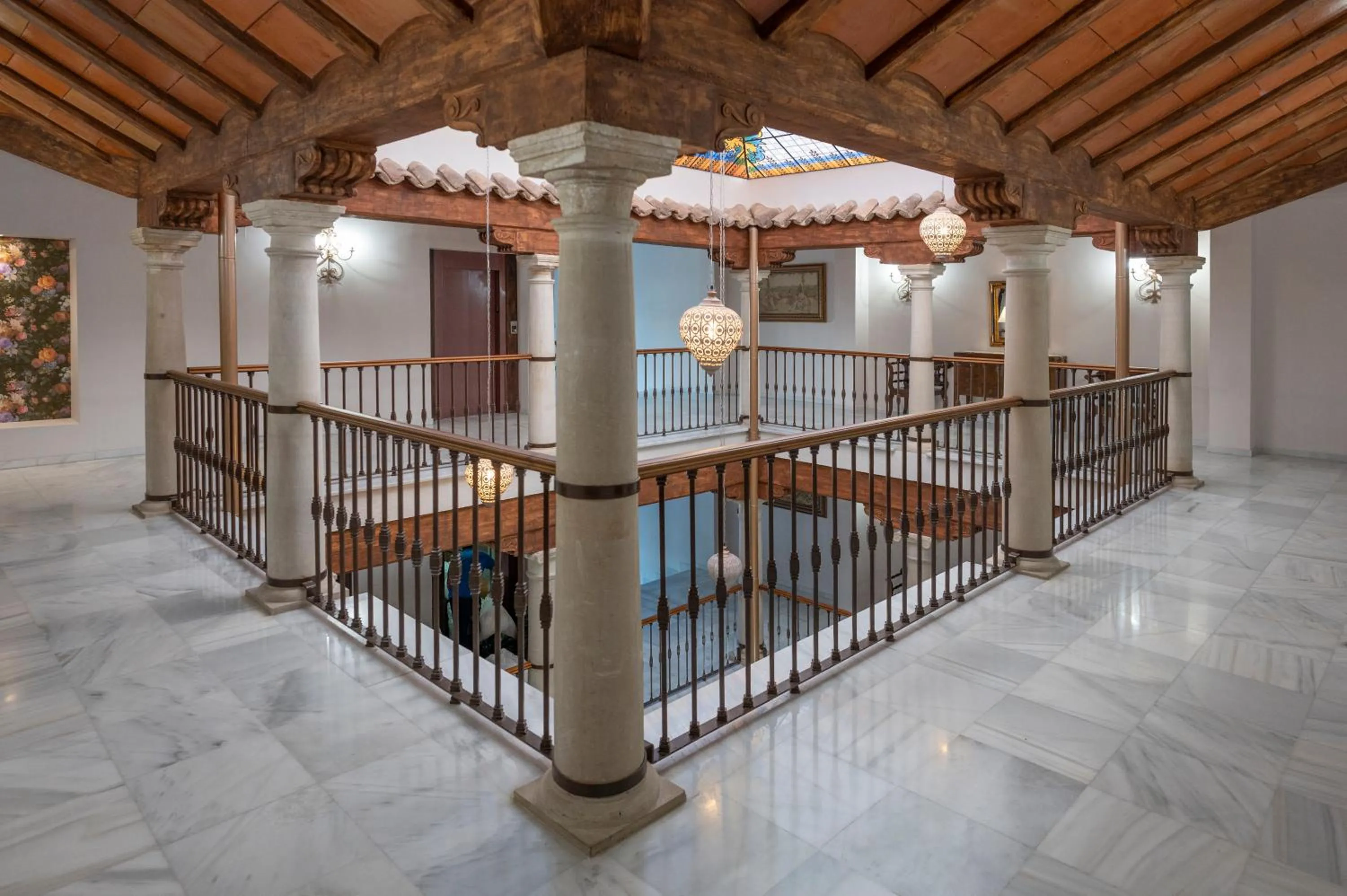 Property building in Hotel María de Molina