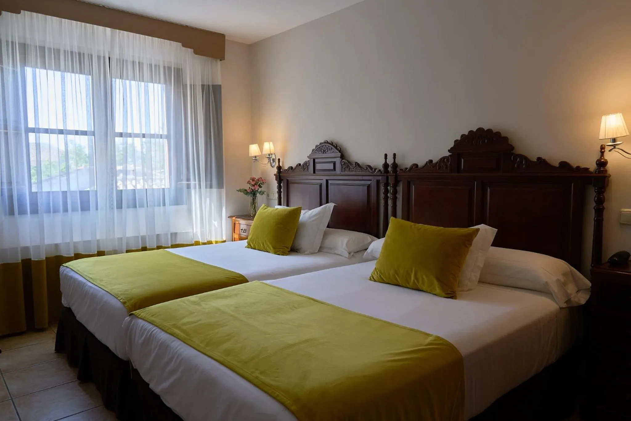 Decorative detail, Bed in Hotel María de Molina