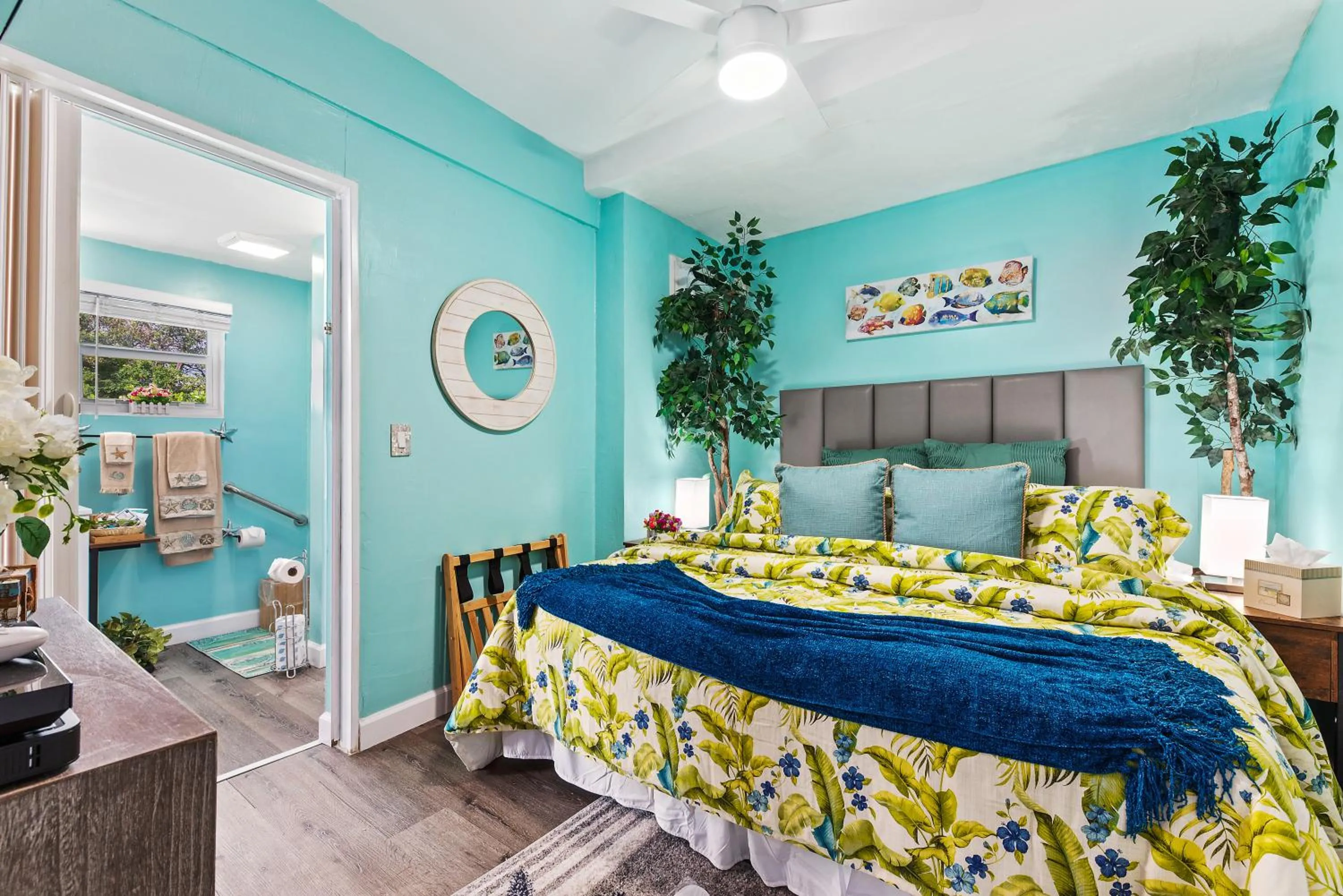 Bed in Aquarius North