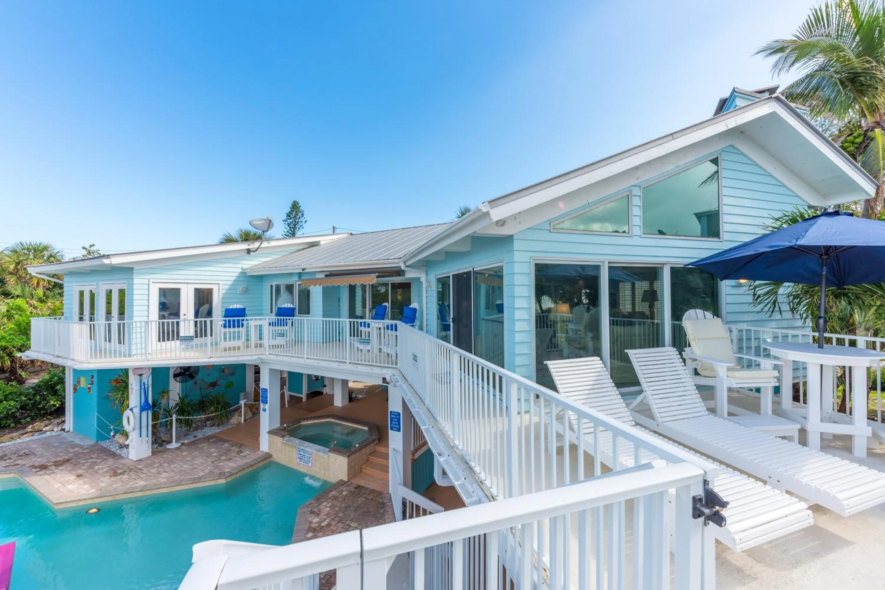 Balcony/Terrace in Aquarius North