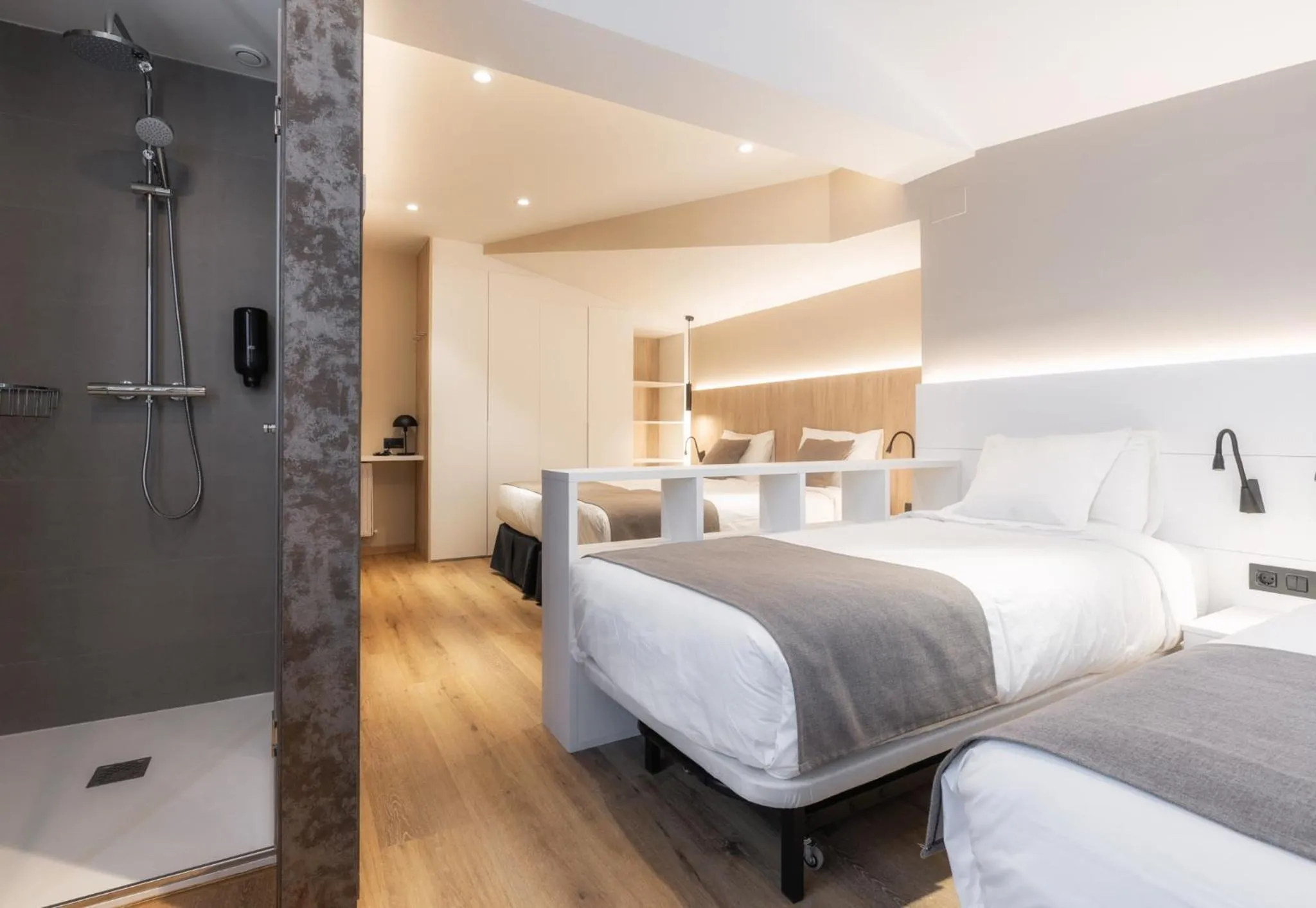 Photo of the whole room, Bed in Hotel Montarto