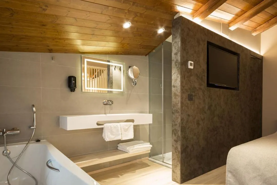 Bathroom in Hotel Montarto