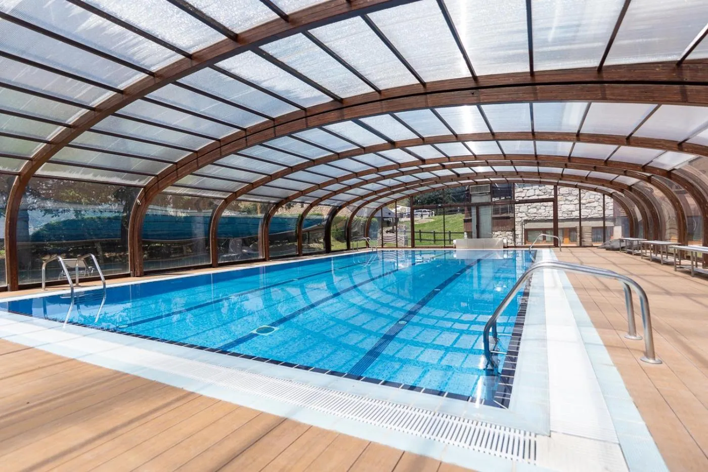 Swimming pool in Hotel Montarto