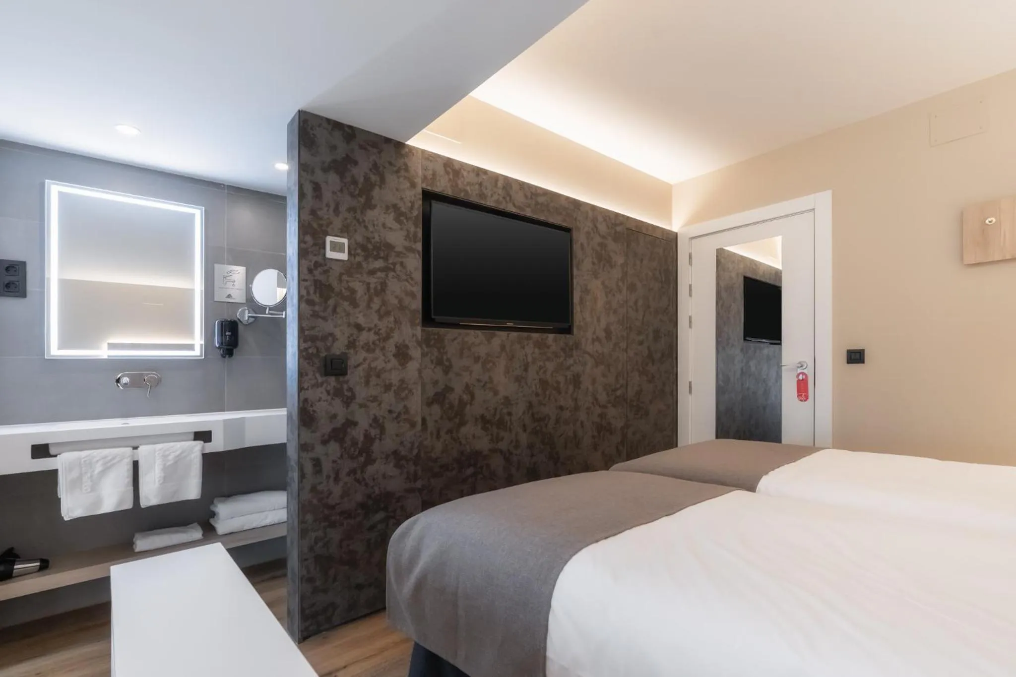 Bedroom, Bed in Hotel Montarto