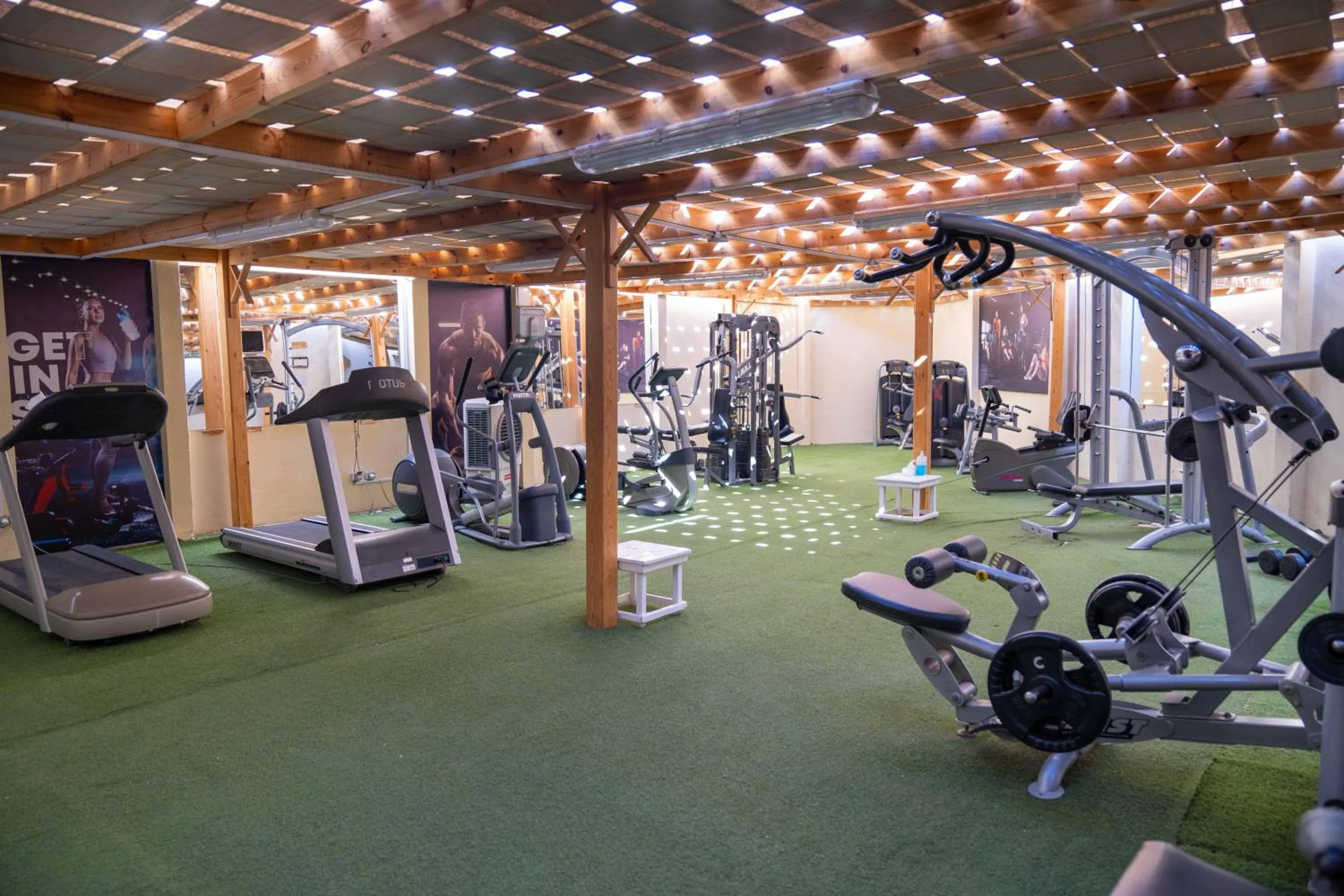 Activities in Grand Oasis Resort