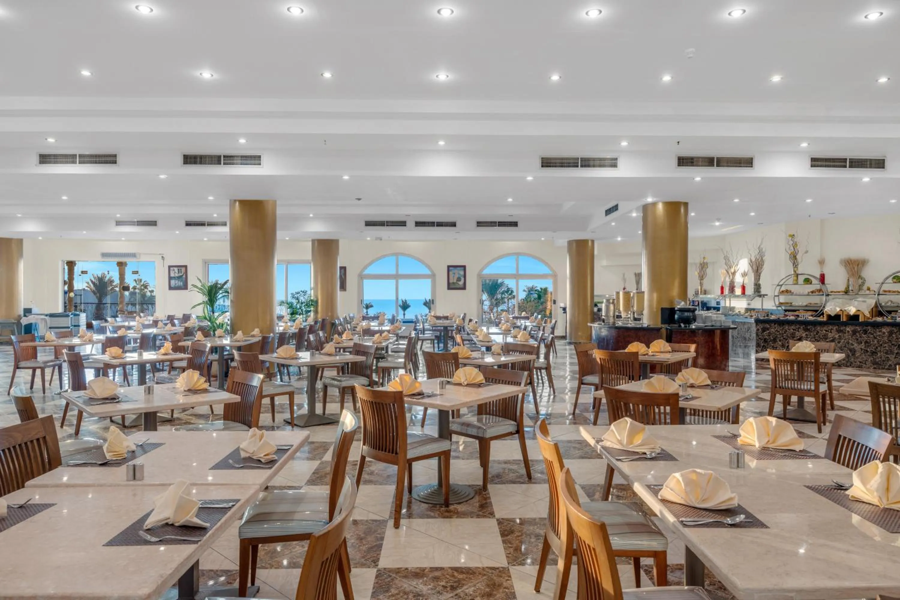 Restaurant/places to eat in Grand Oasis Resort