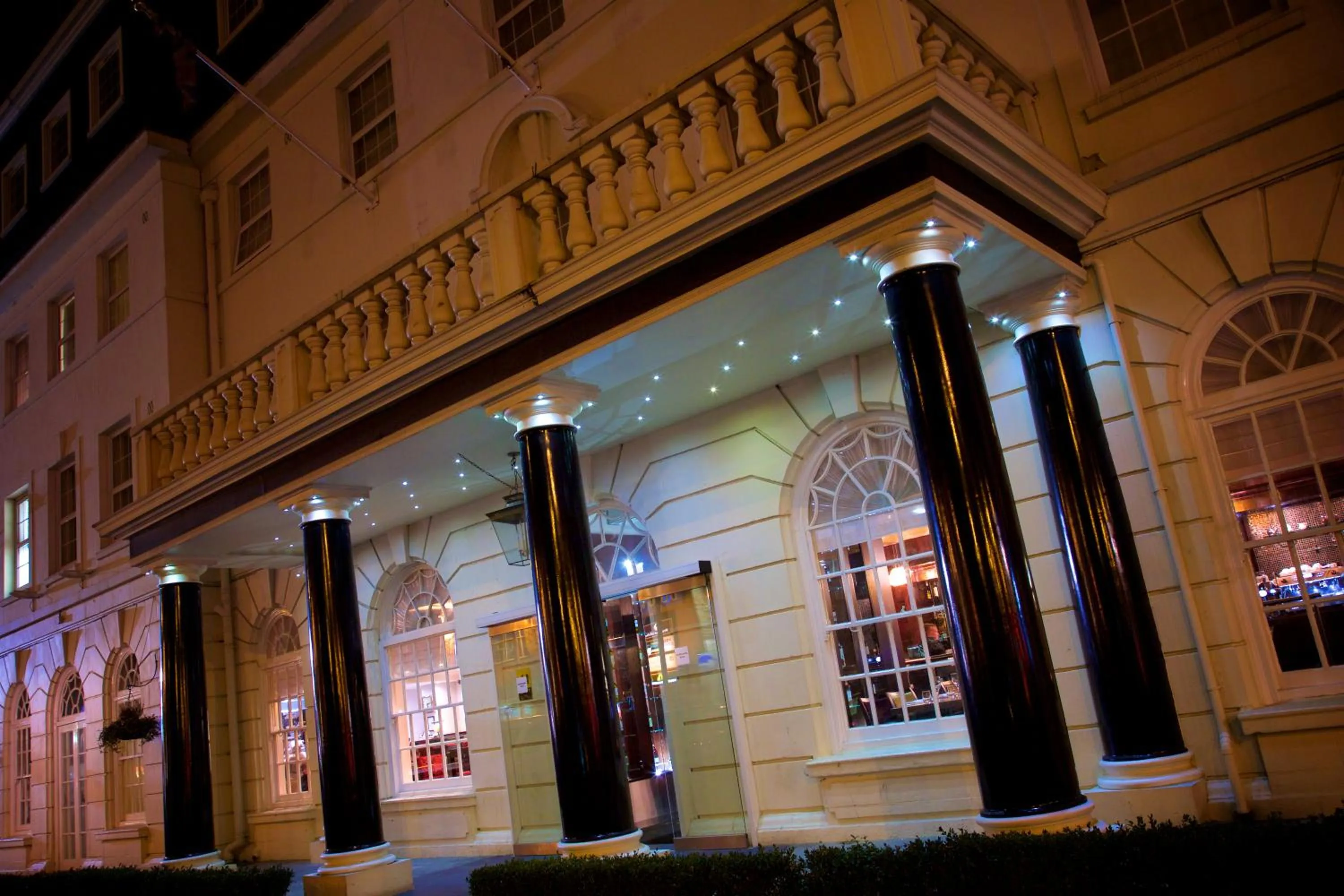 Facade/entrance in London Croydon Aerodrome Hotel, BW Signature Collection