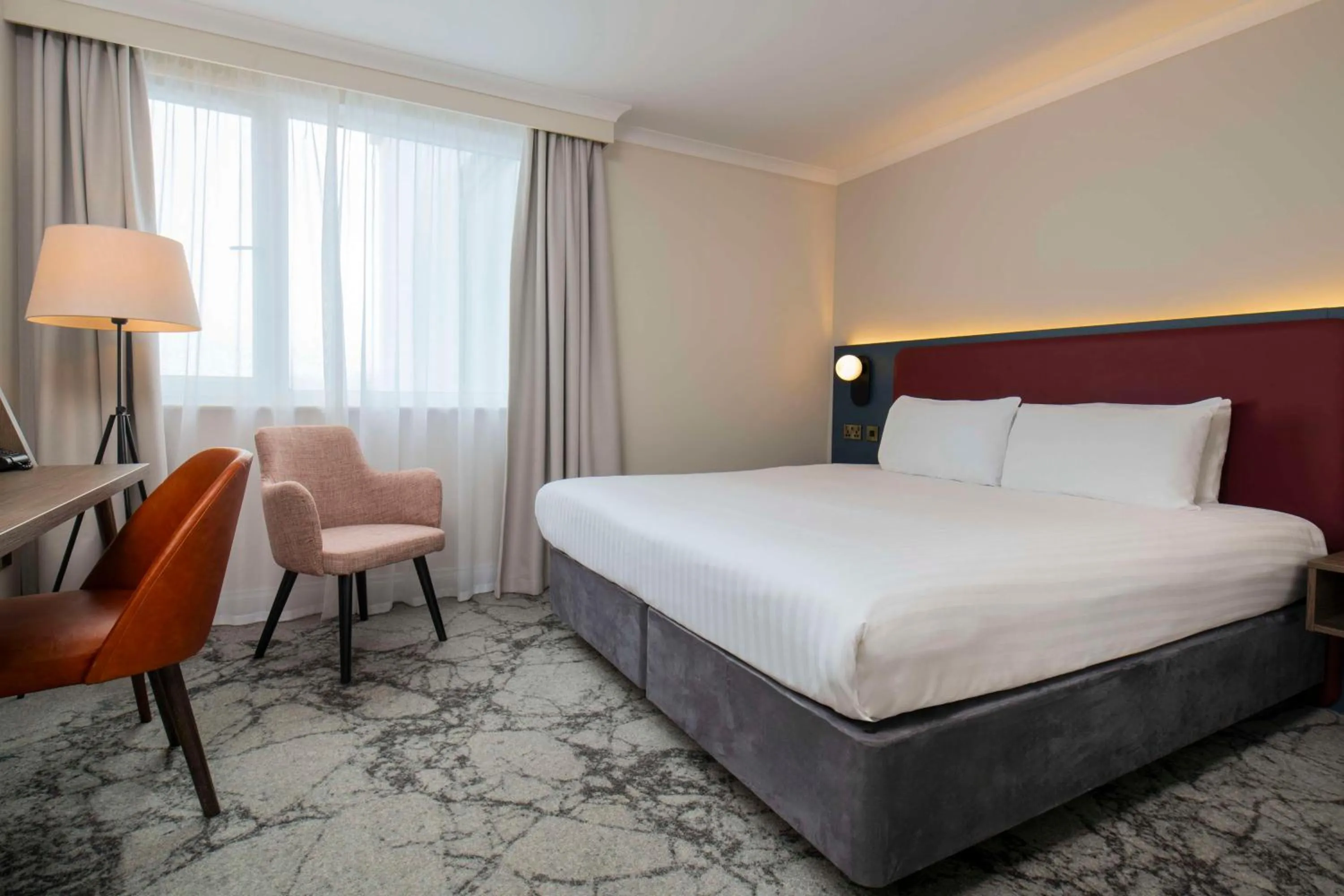 Bedroom, Bed in London Croydon Aerodrome Hotel, BW Signature Collection