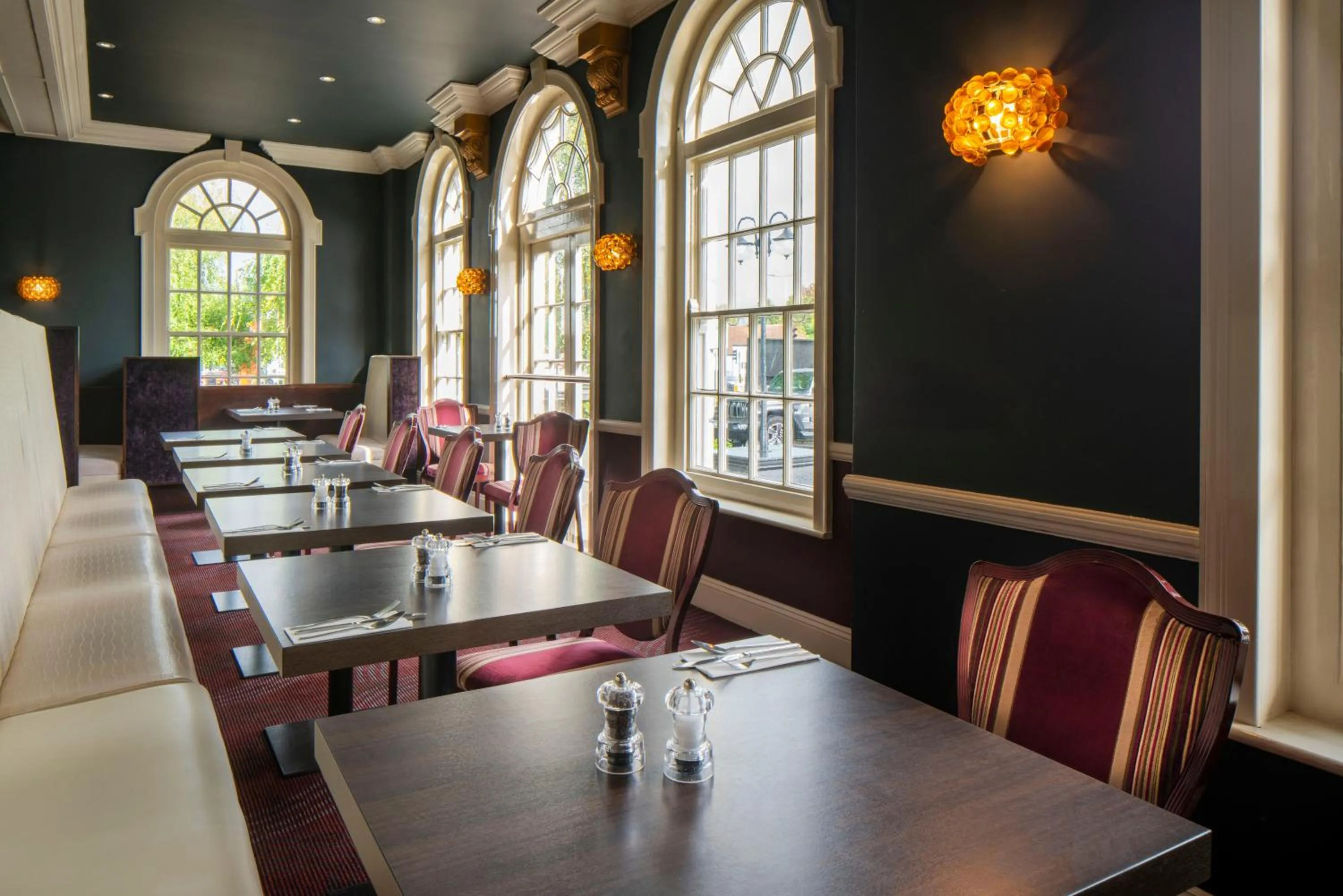 Restaurant/places to eat in London Croydon Aerodrome Hotel, BW Signature Collection