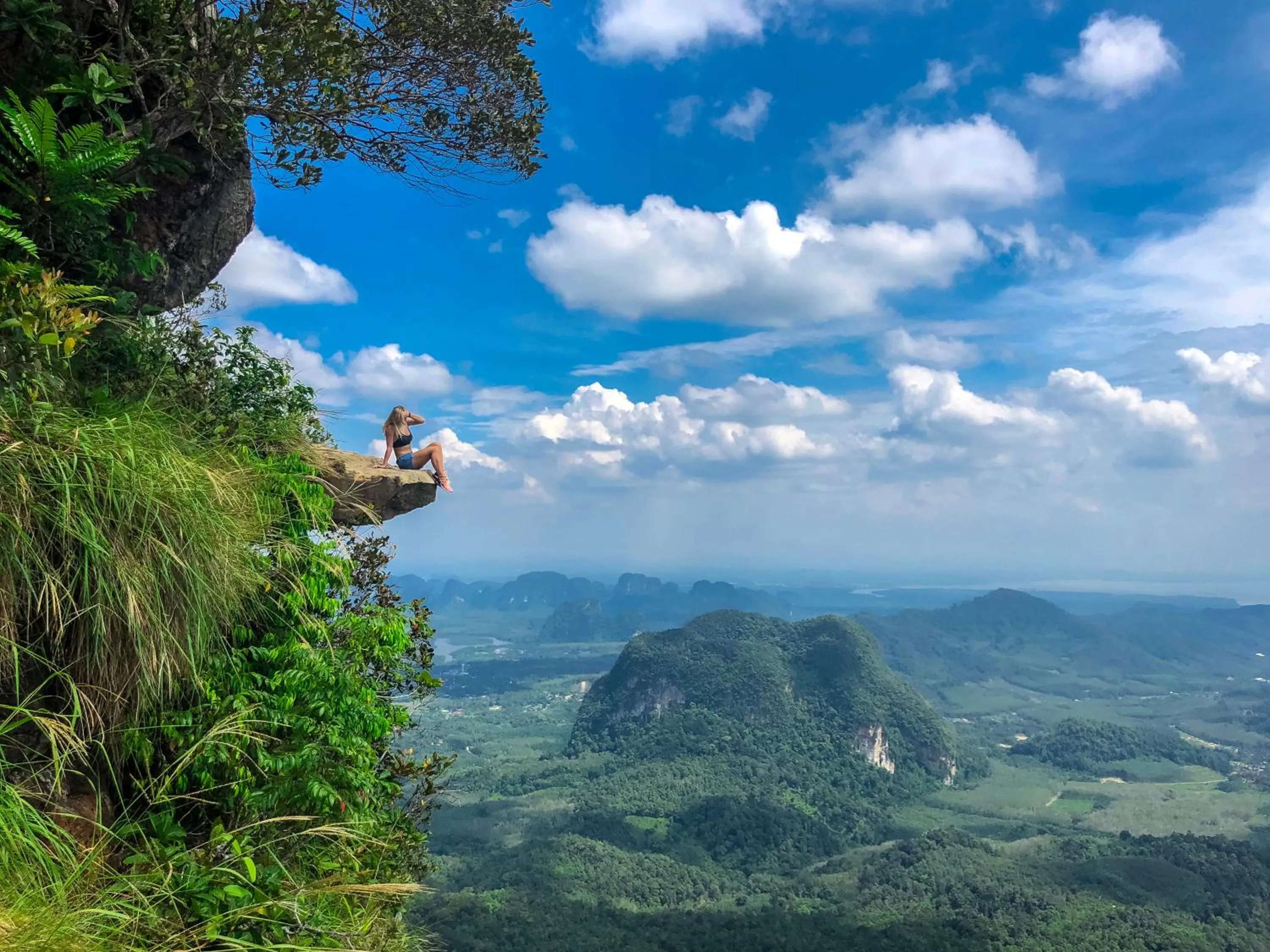 Hiking in Sleeper Hostel