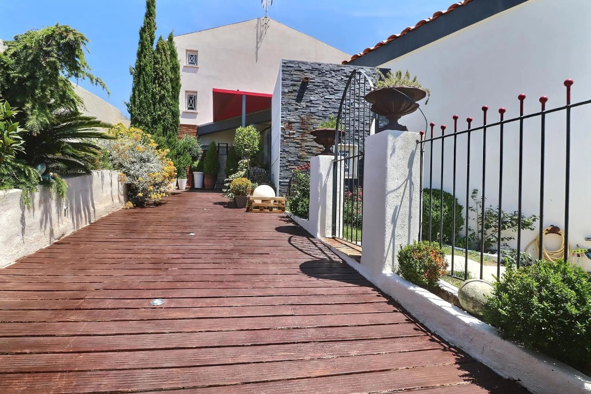 Garden in La Villa Blanche