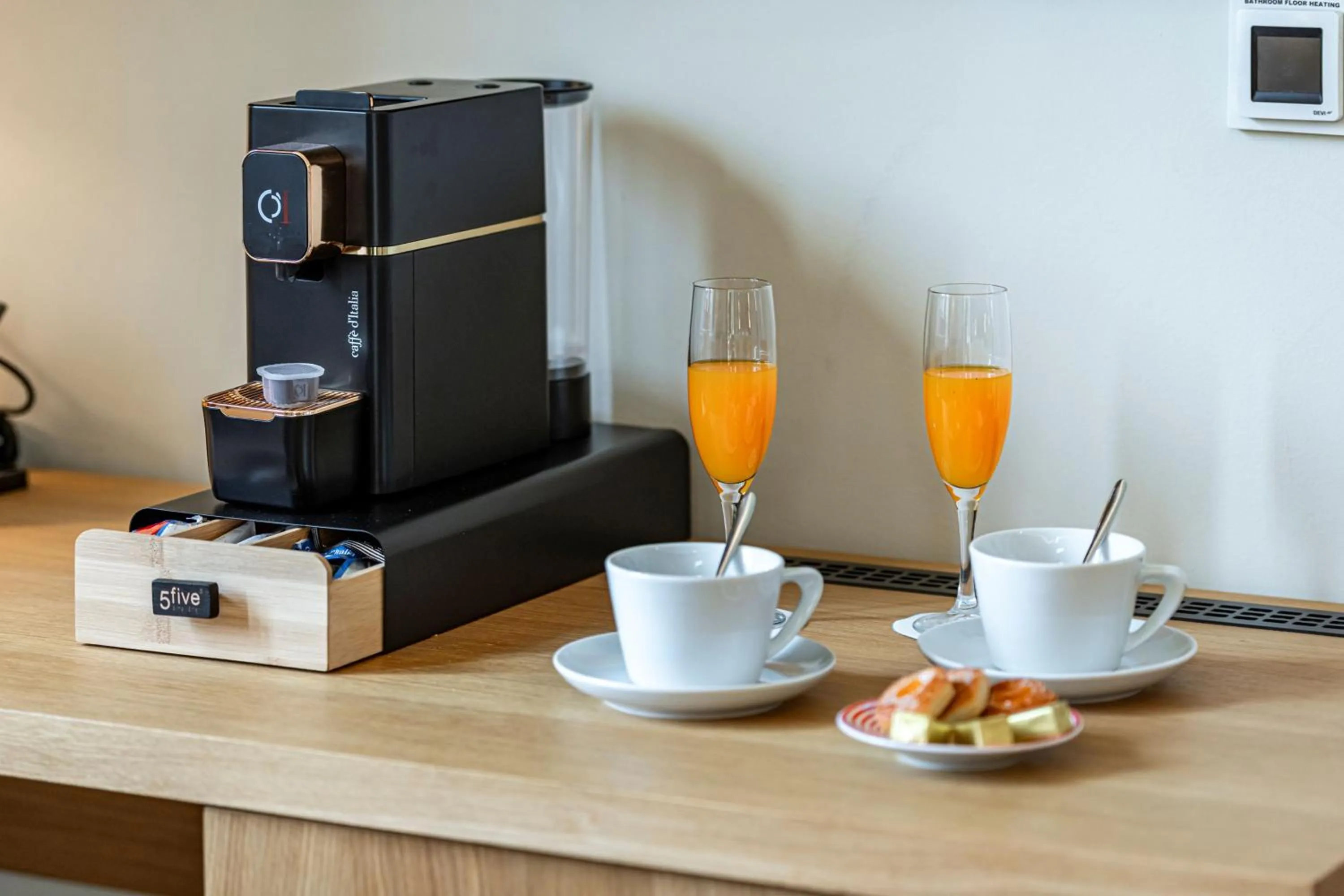 Drinks in Boutique Villa Filaus