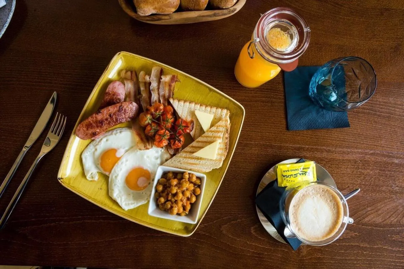 Breakfast in Boutique Villa Filaus