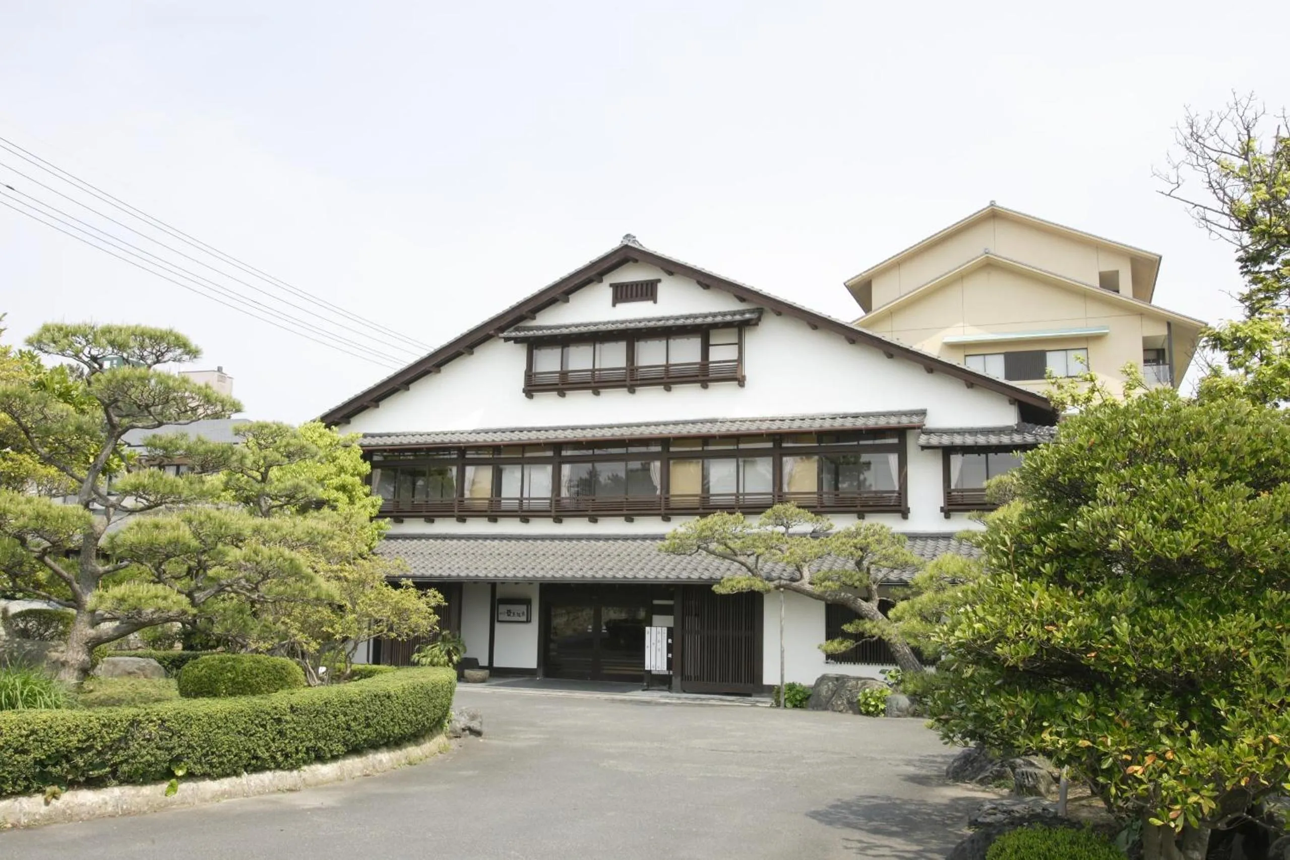 Facade/entrance in Kaike Fuga