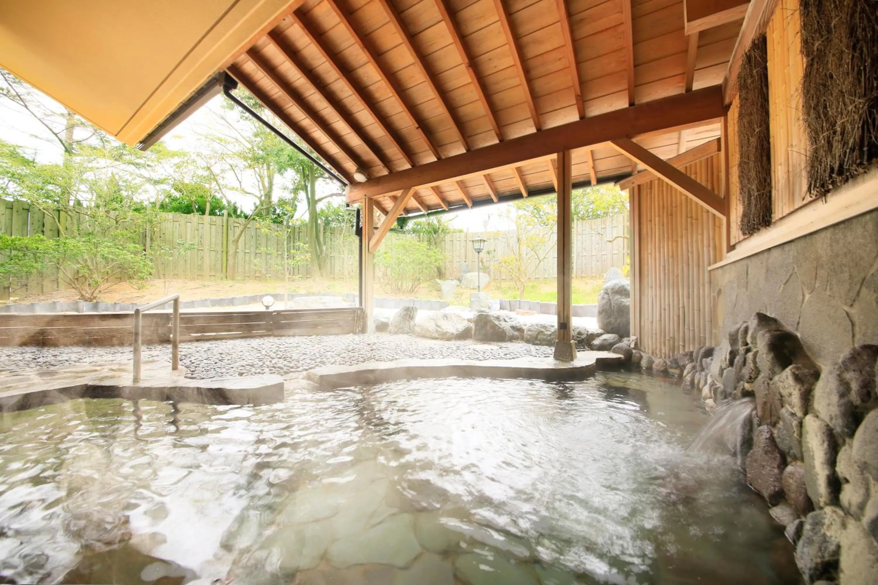 Hot Spring Bath in Kaike Fuga
