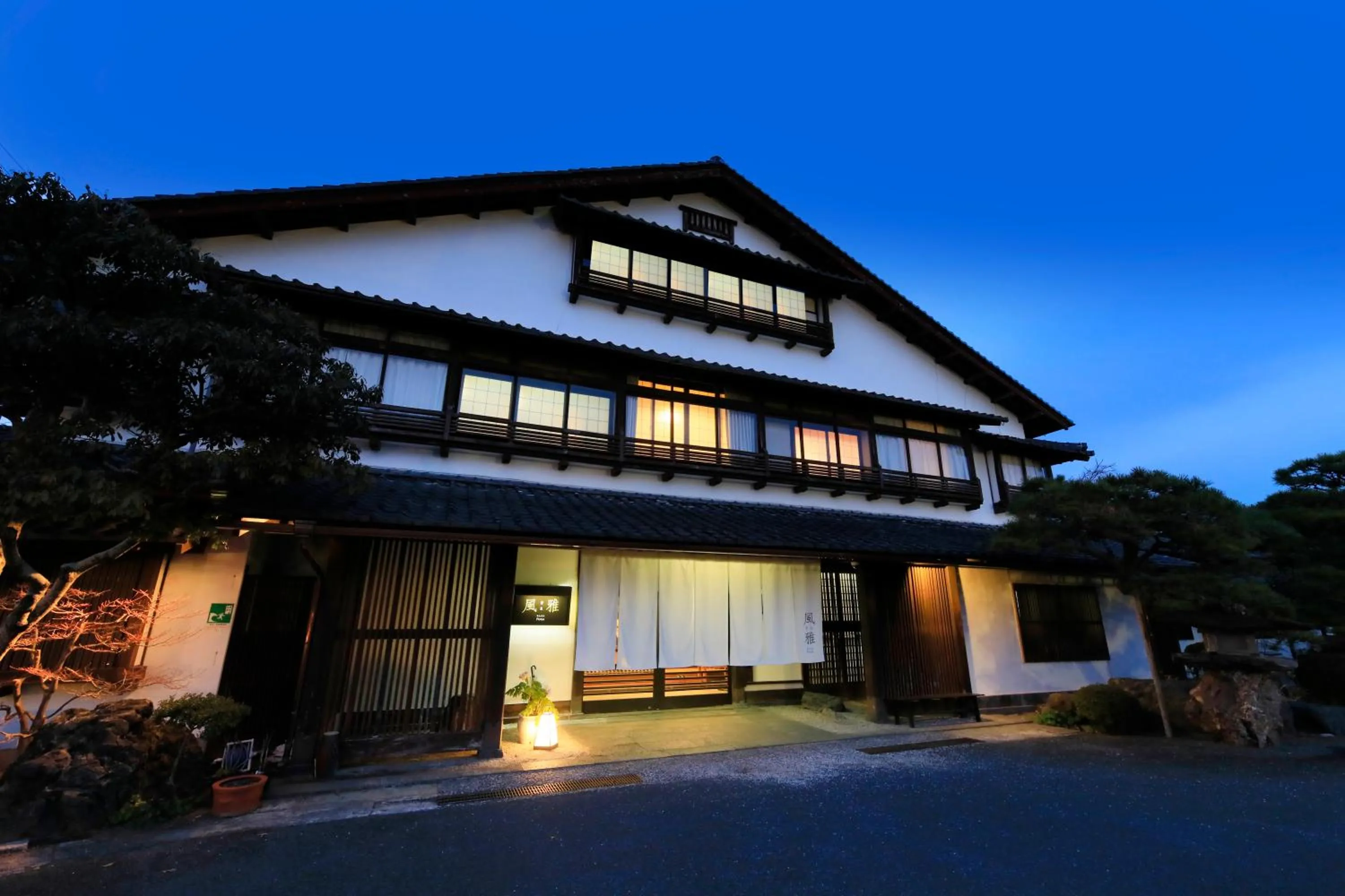 Property building in Kaike Fuga