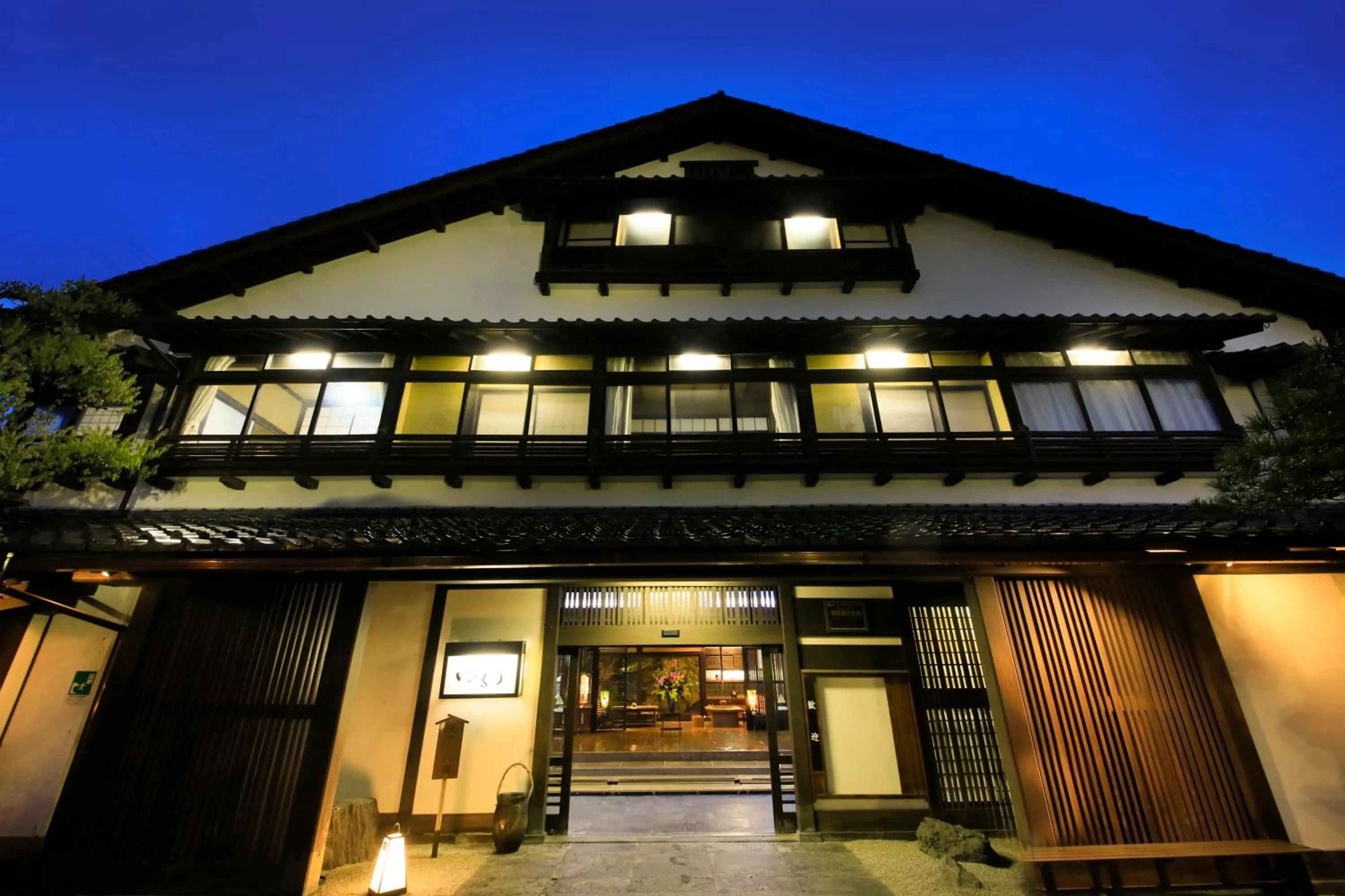 Property building in Kaike Fuga