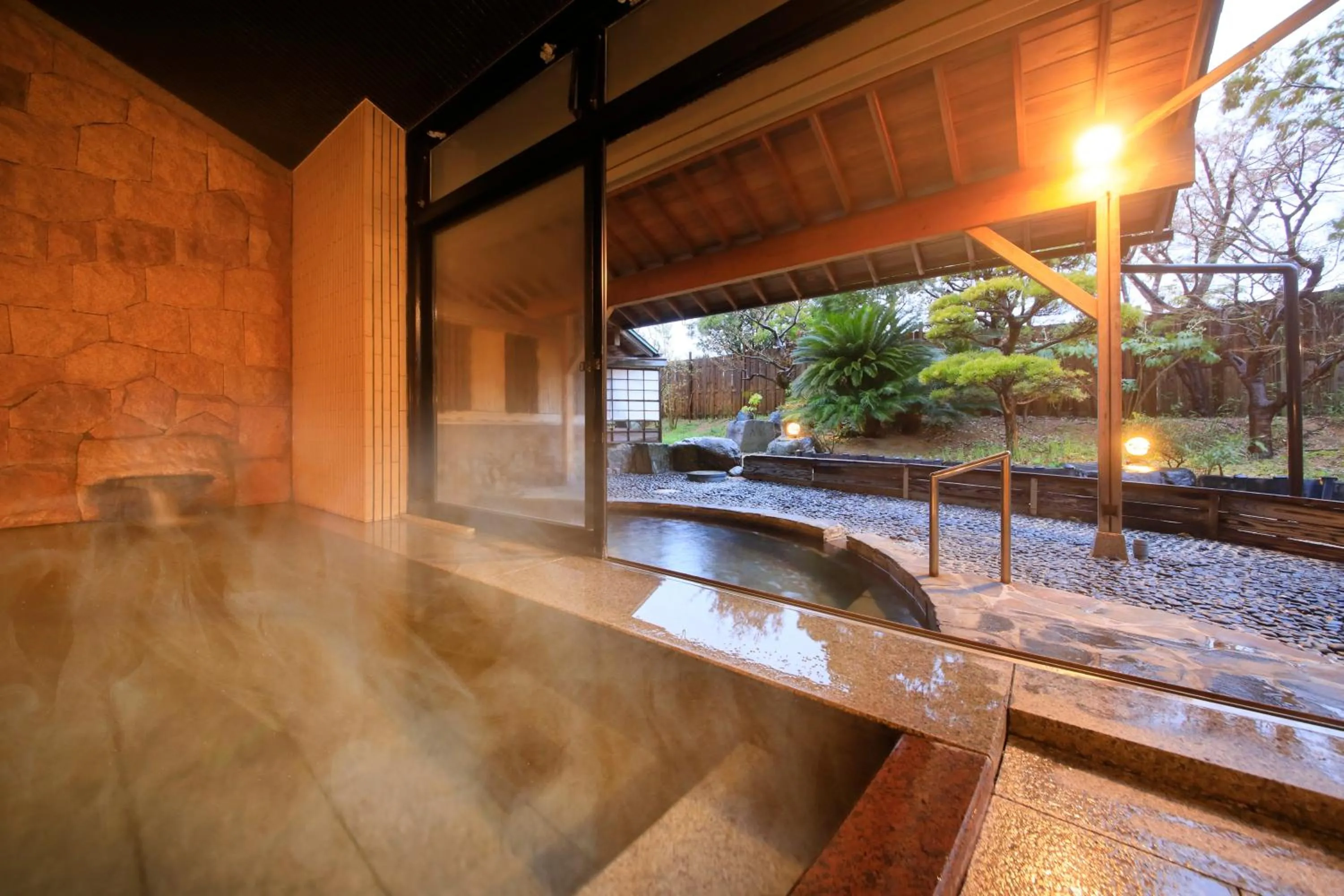 Hot Spring Bath in Kaike Fuga
