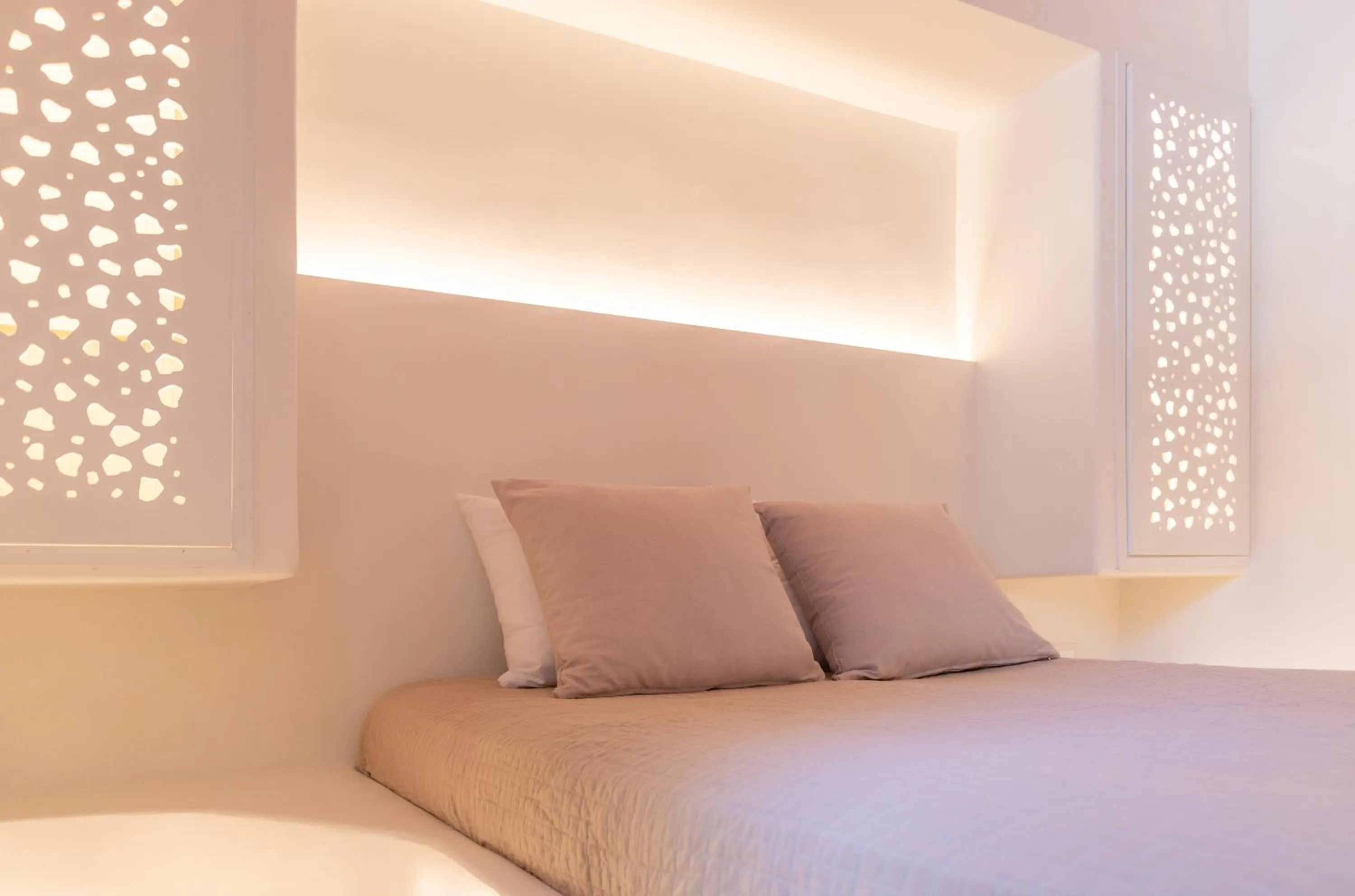 Bed in Kykladonisia Traditional Settlement