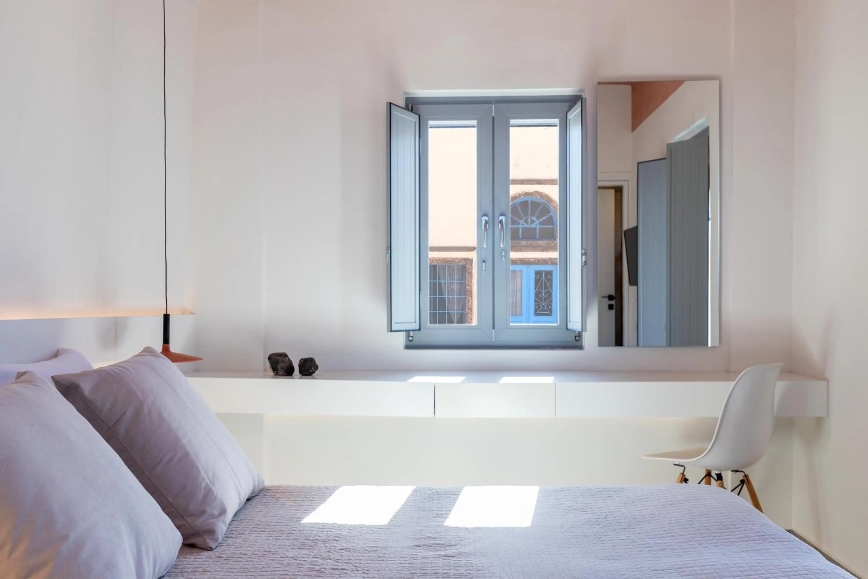 Bedroom, Bed in Kykladonisia Traditional Settlement