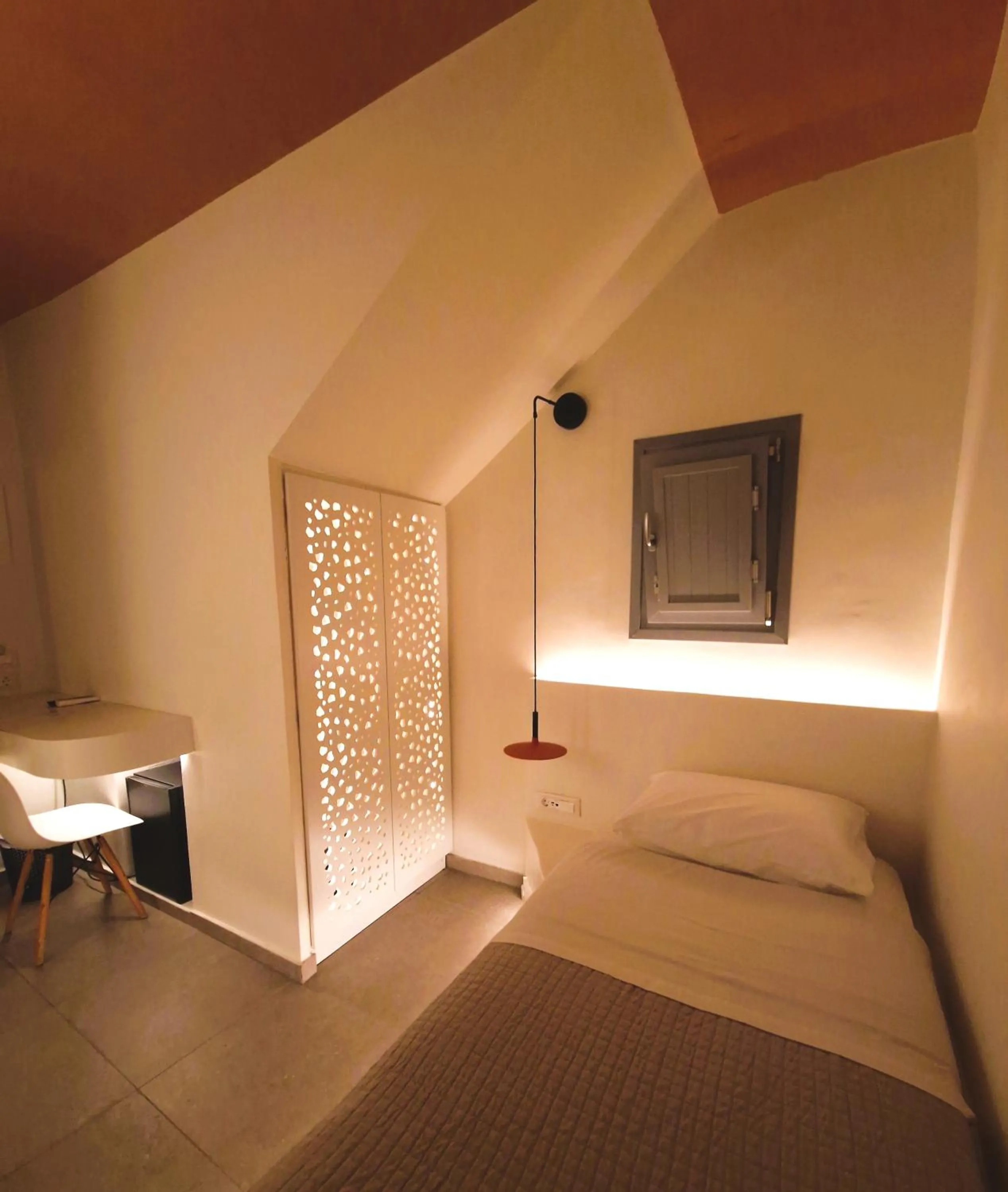 Property building, Bed in Kykladonisia Traditional Settlement