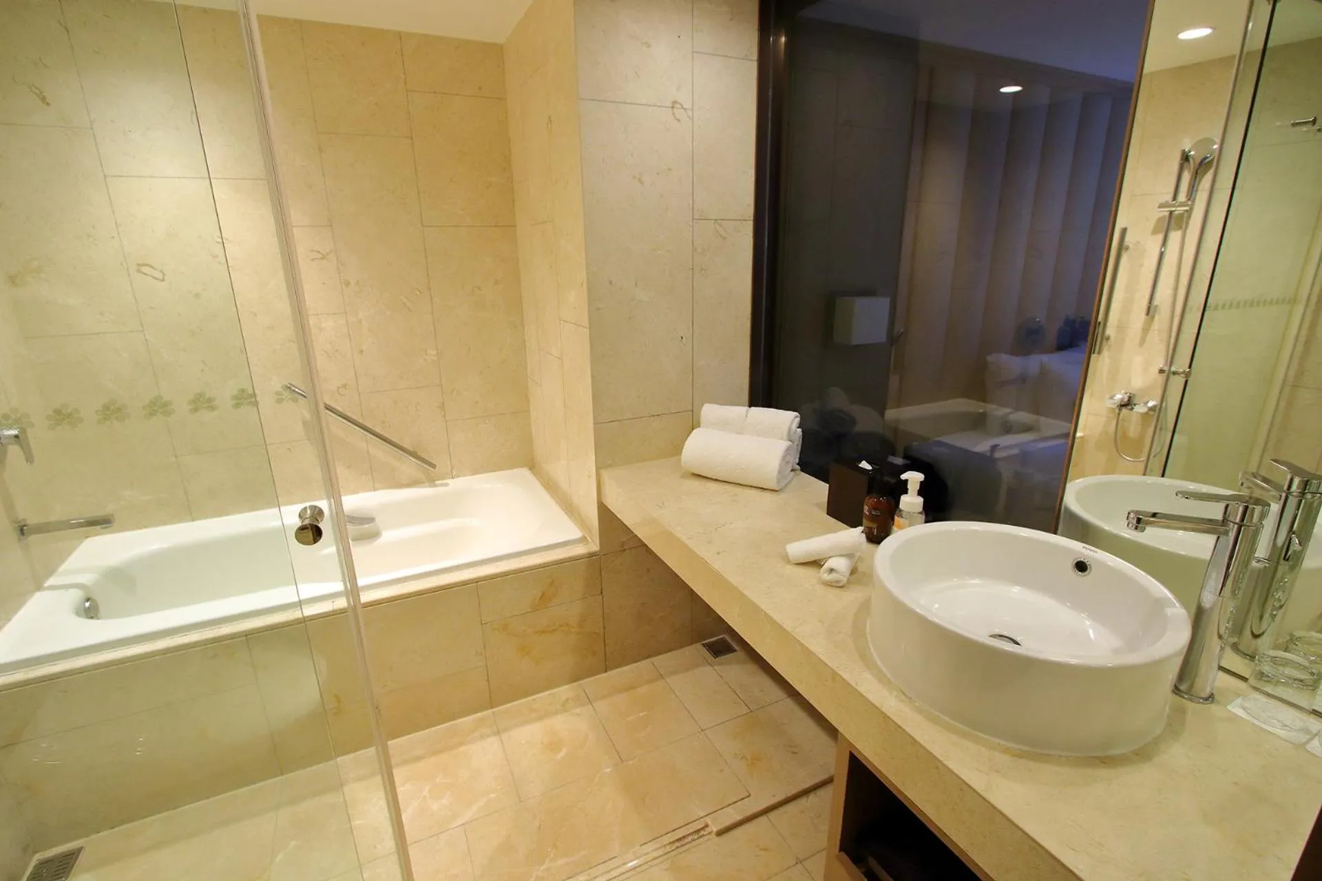 Bathroom in Hotel Royal-Nikko Taipei