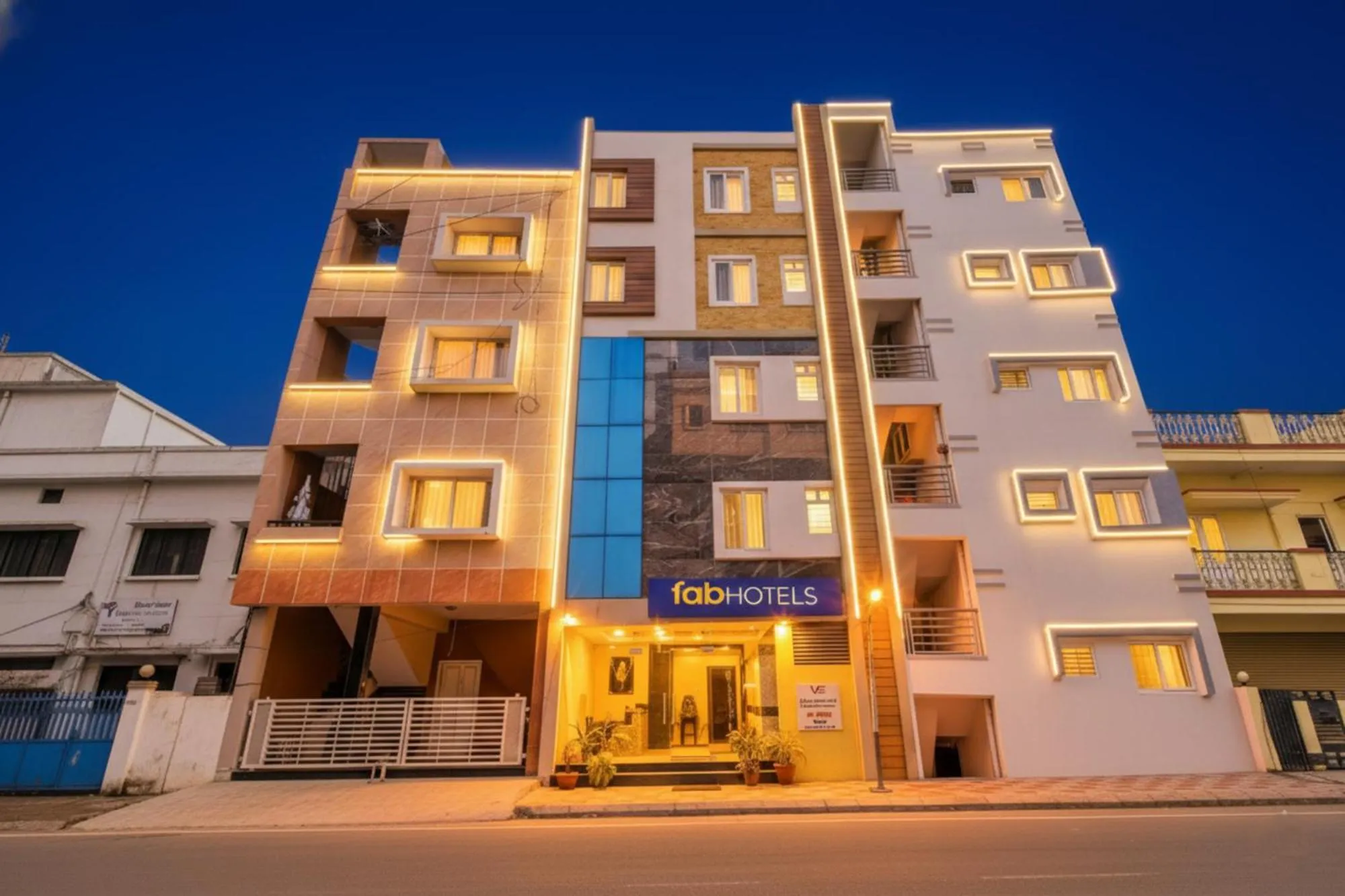 Property building in Via Emara Boutique