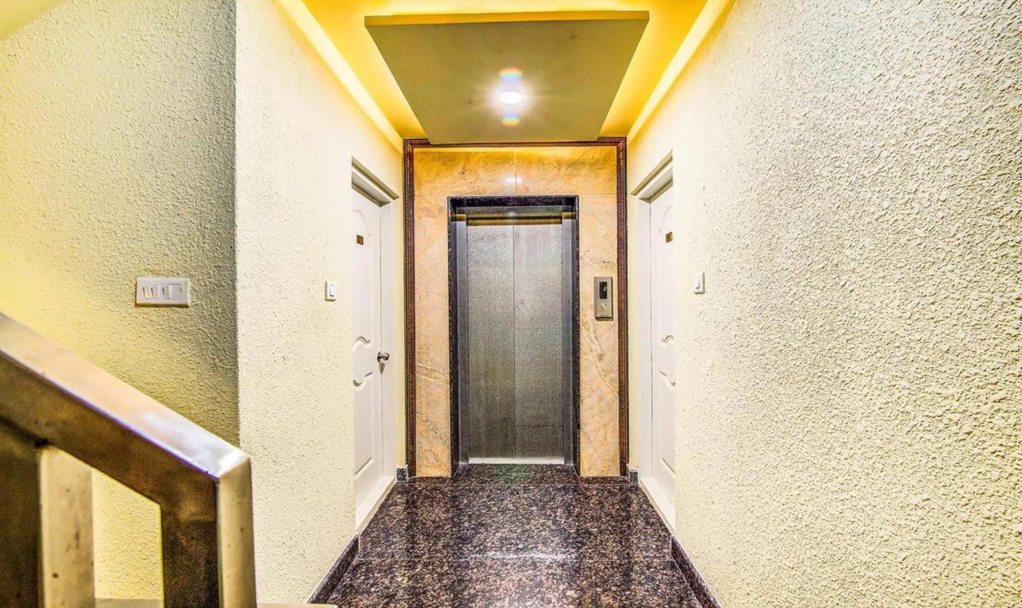 elevator in Via Emara Boutique