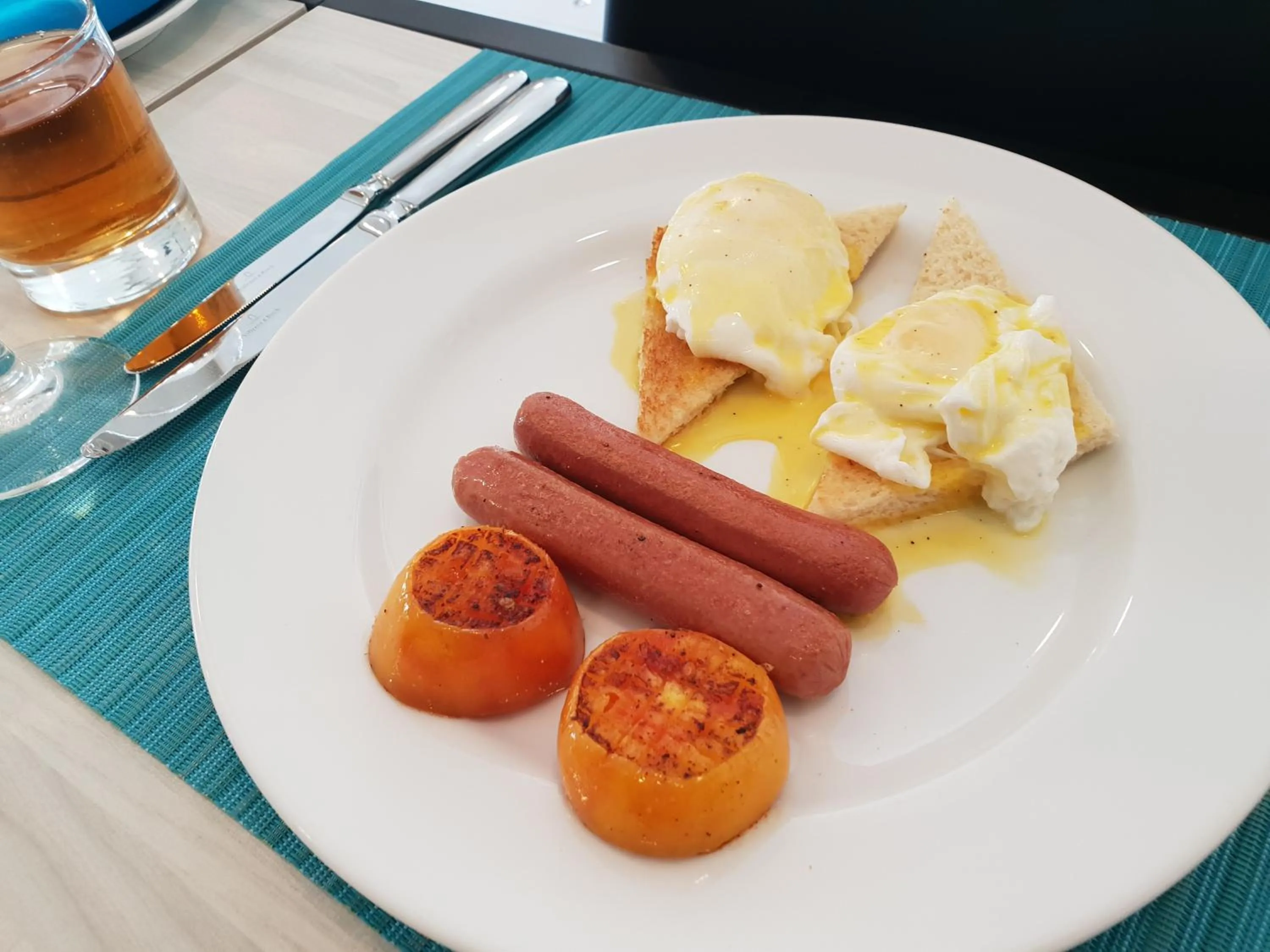 Breakfast in Reef Edge Thulusdhoo, Maldives